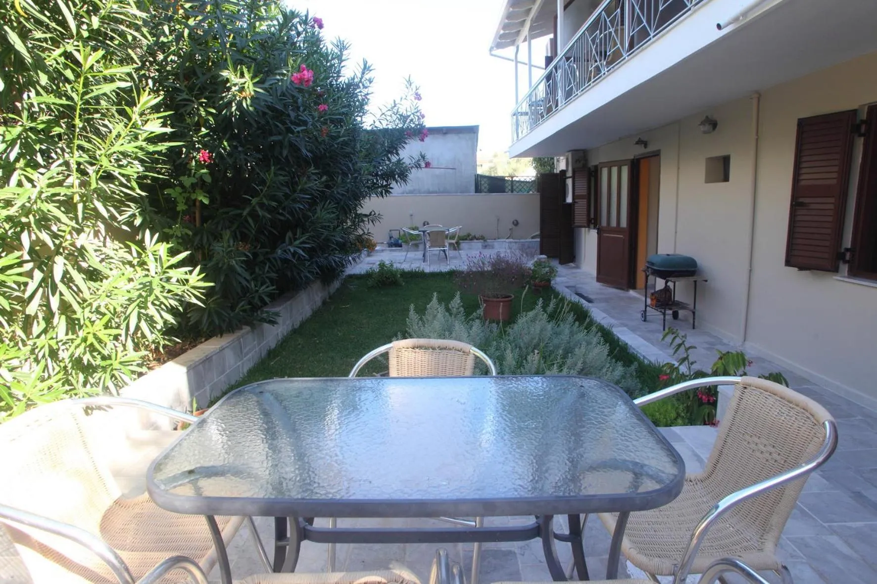Vicky Apartments