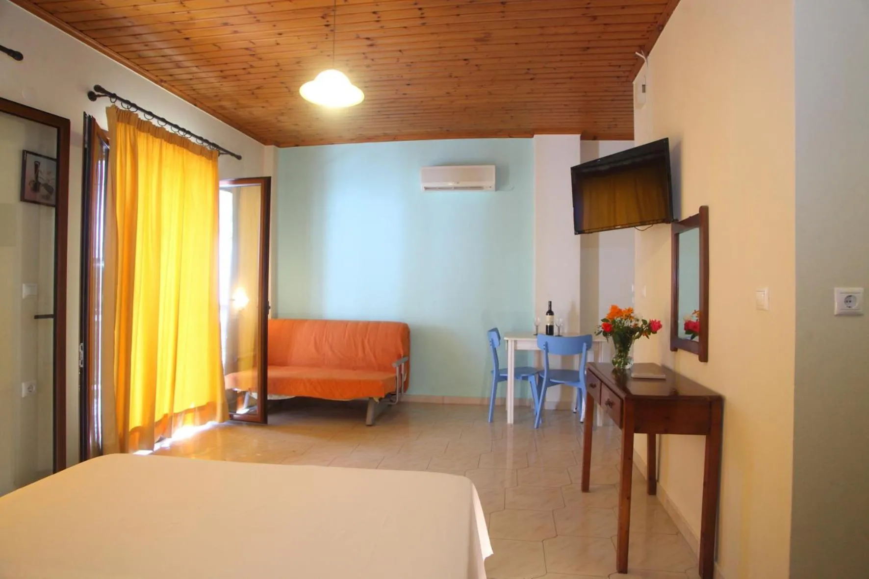 Bed in Vicky Apartments