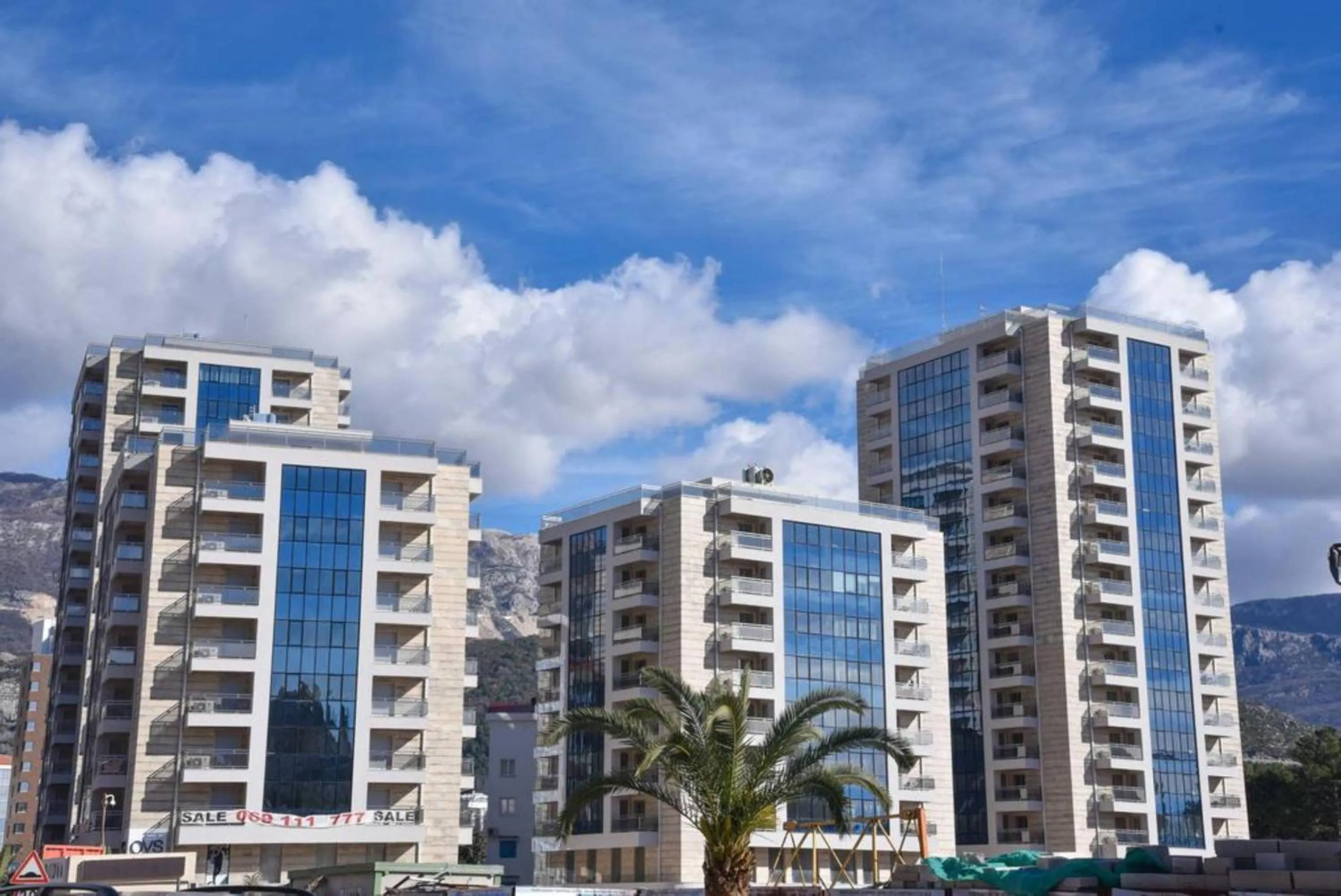Property building in Blue Marlin Apartments