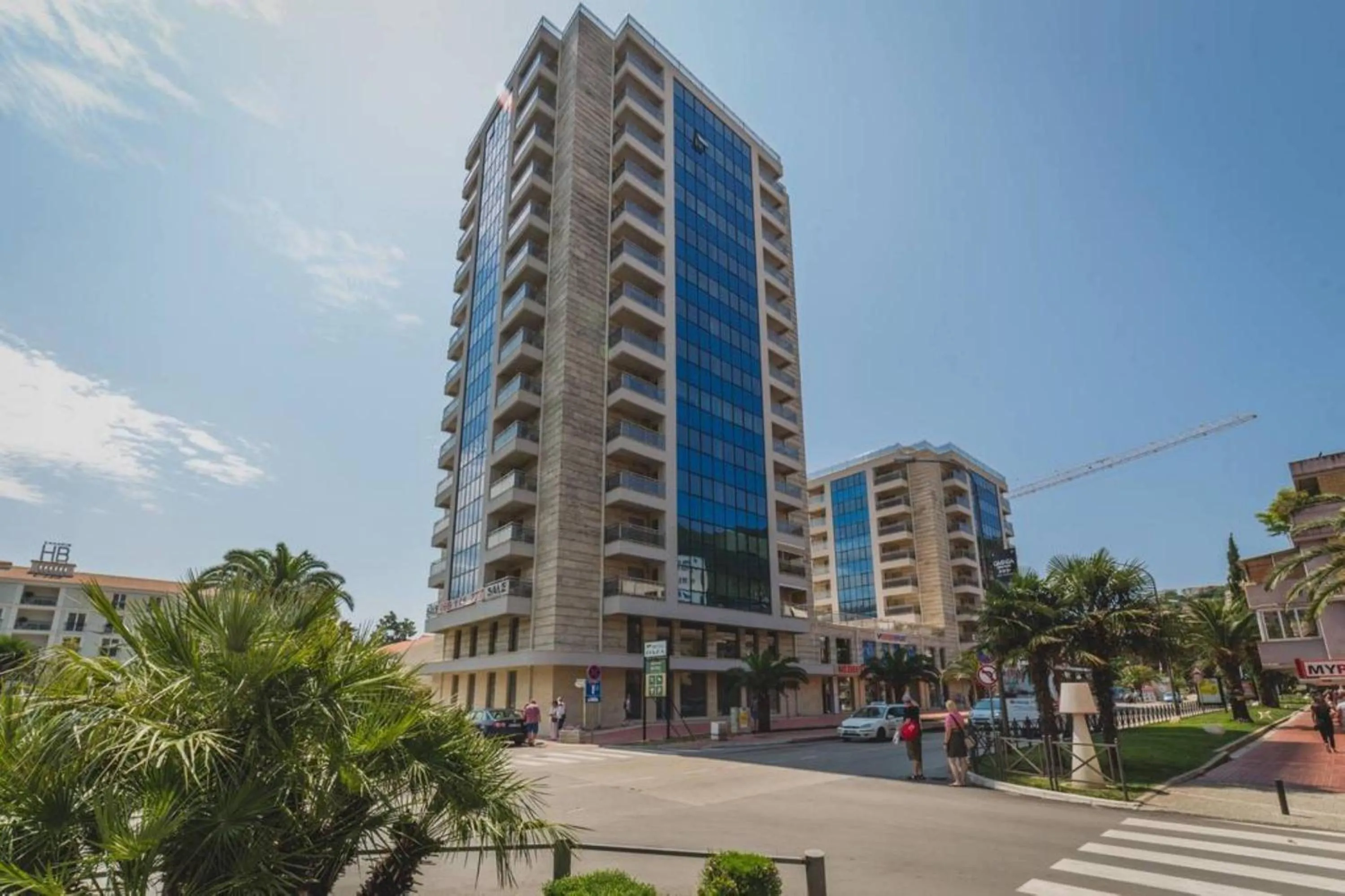 Property building in Blue Marlin Apartments