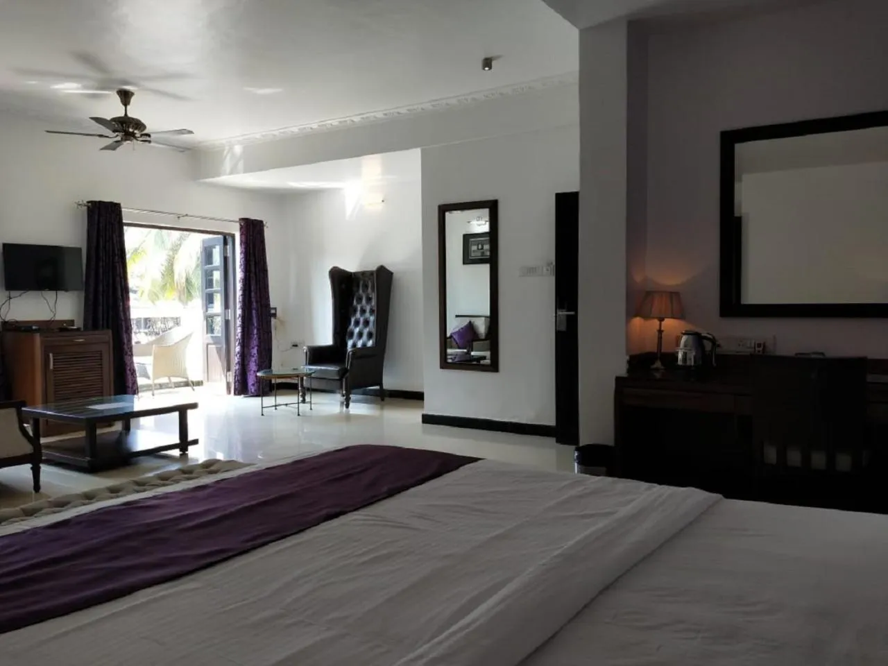 Bed in Silver Sands Hideaway Resort, Candolim