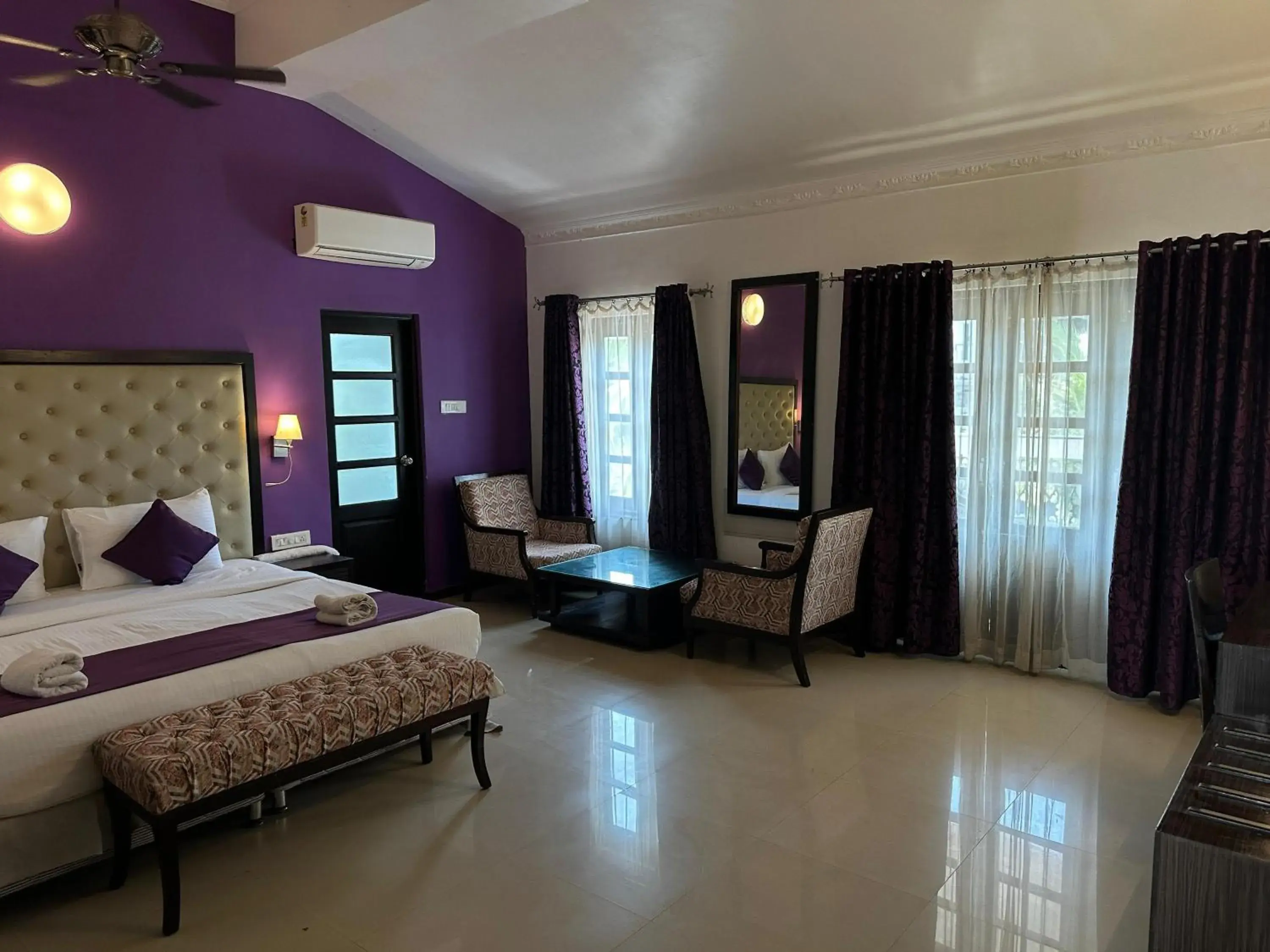 Bed in Silver Sands Hideaway Resort, Candolim Bed in Silver Sands Hideaway Resort, Candolim