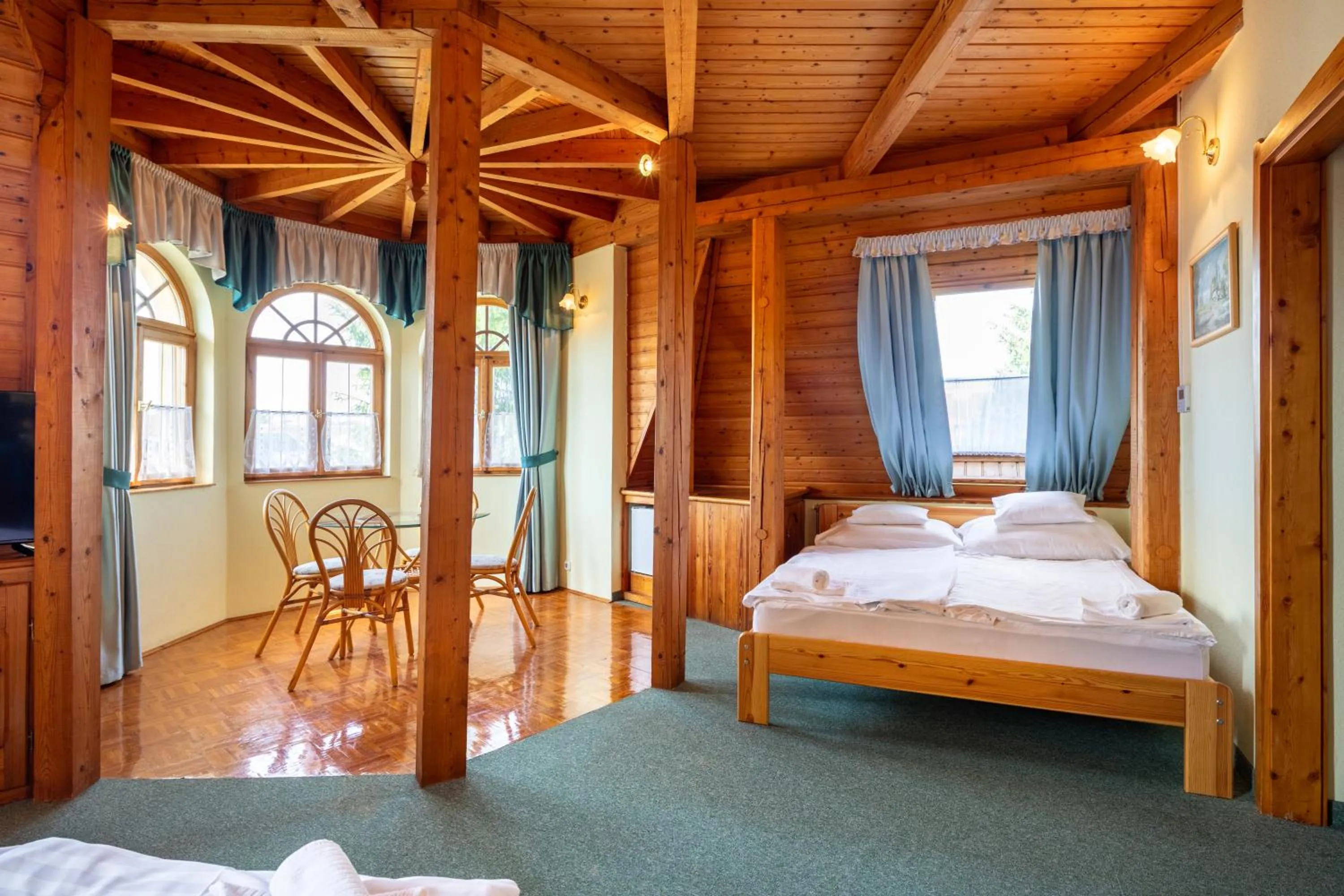 Bedroom, Bed in Hajdú Kastély Hotel