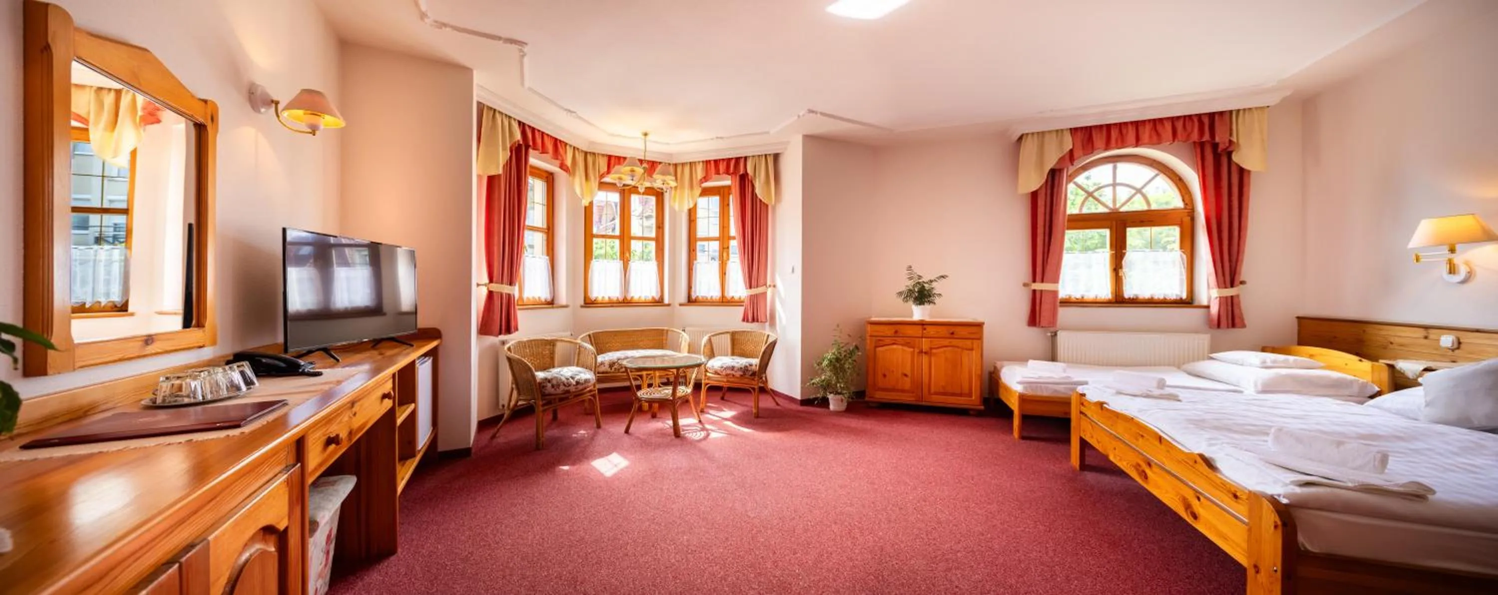 Bedroom, Bed in Hajdú Kastély Hotel