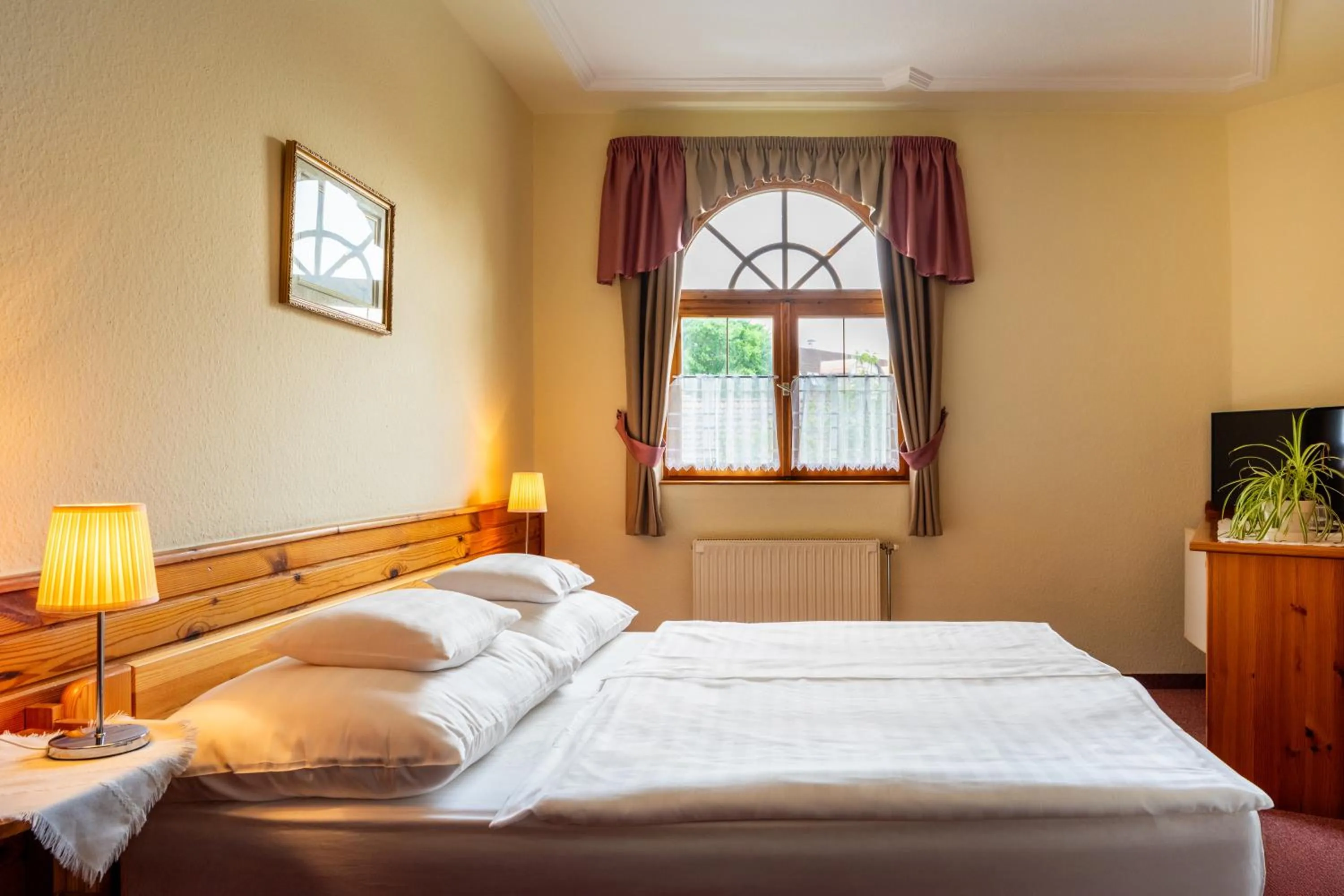 Bedroom, Bed in Hajdú Kastély Hotel