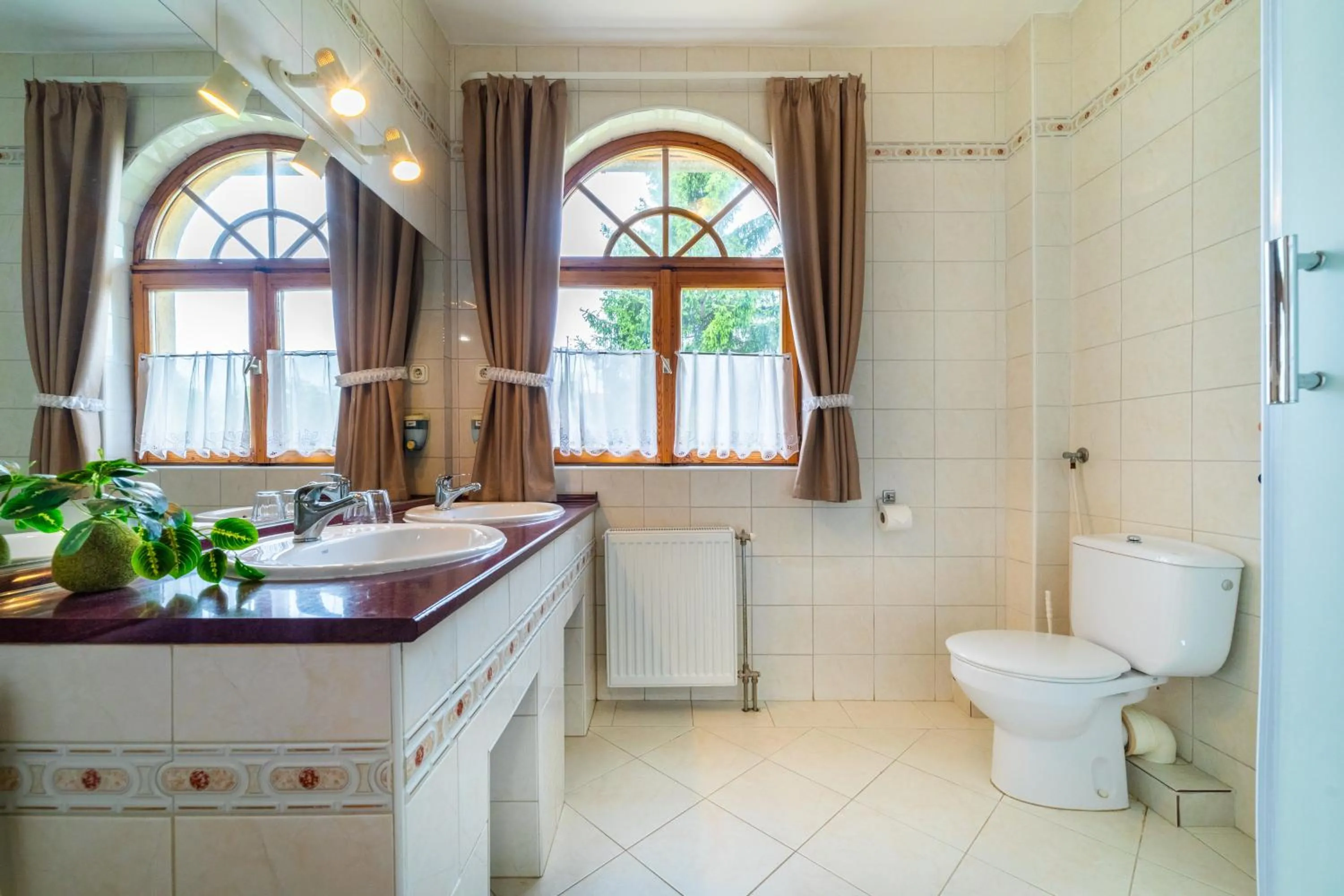 Bathroom in Hajdú Kastély Hotel