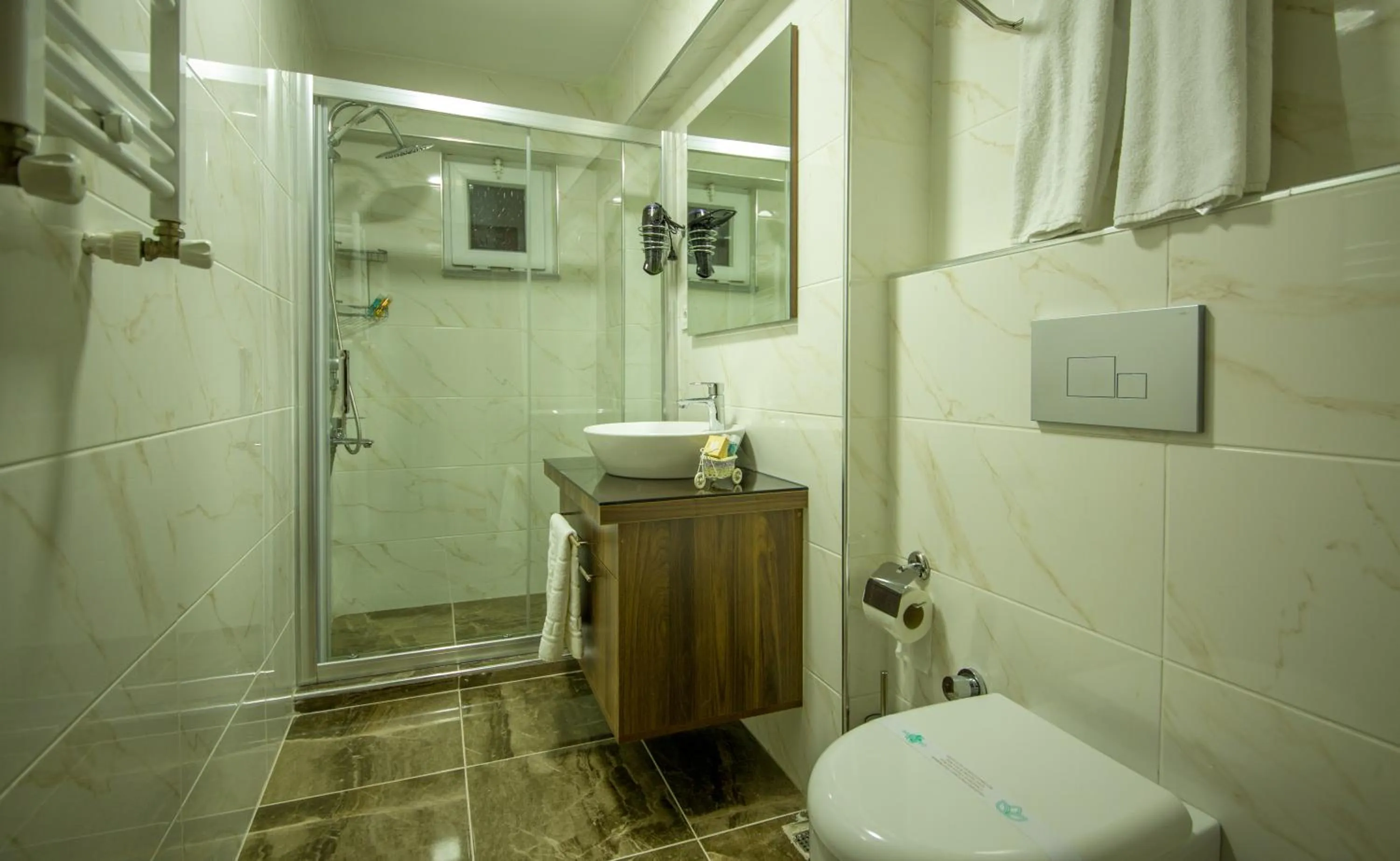Shower in Fidanoglu Suite Hotel