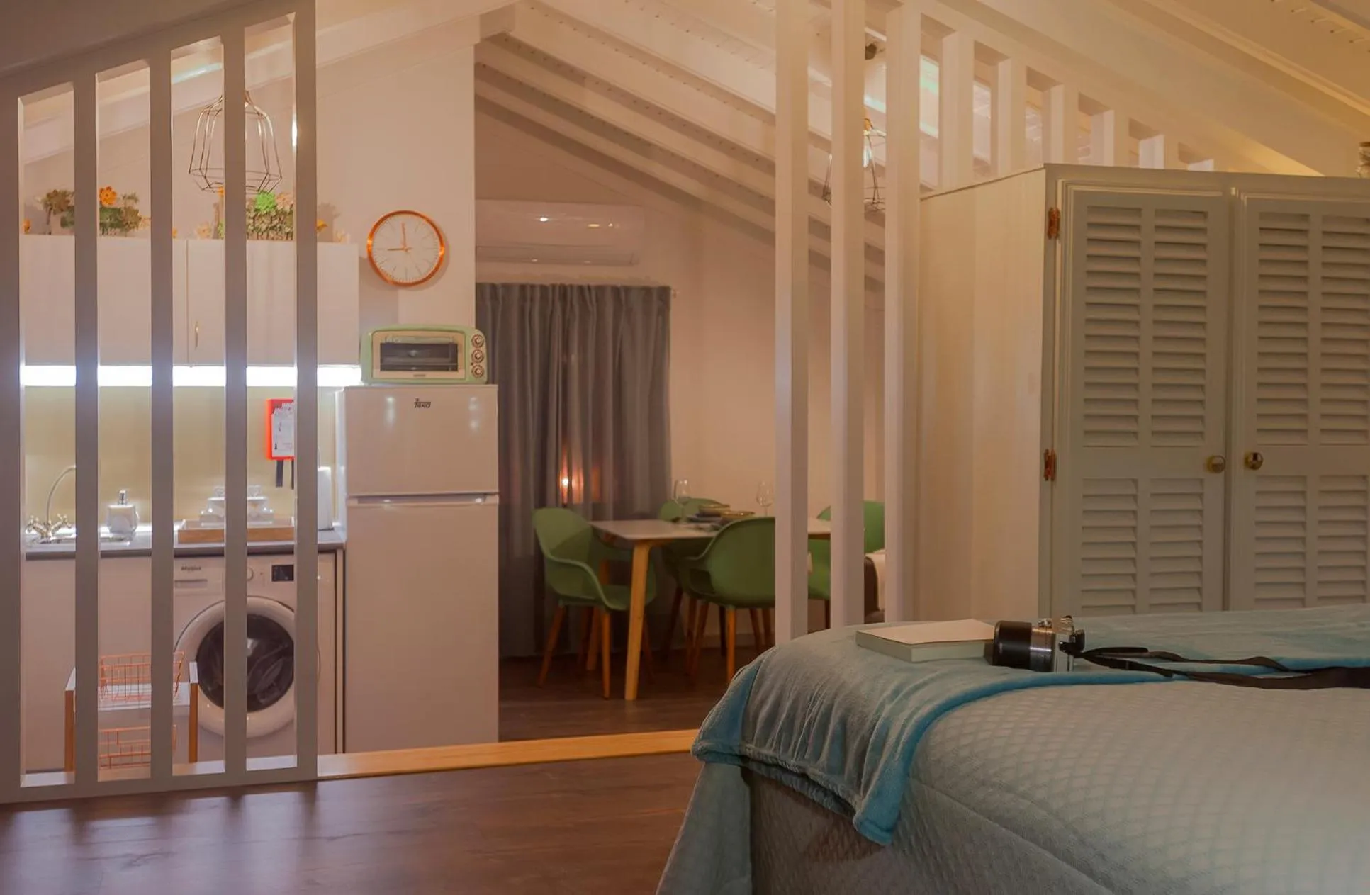 Bed in My Bed in pico