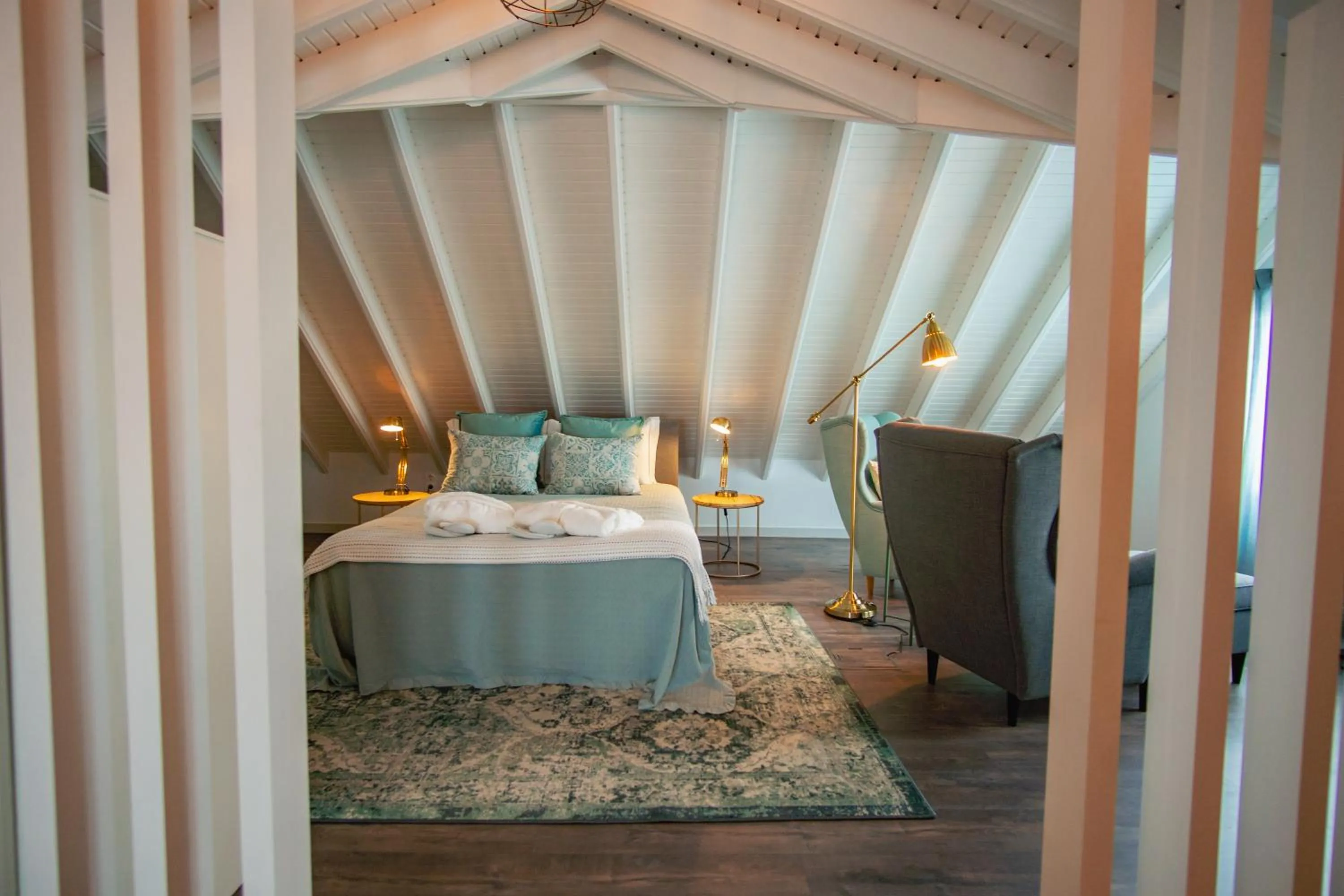 Bed in My Bed in pico