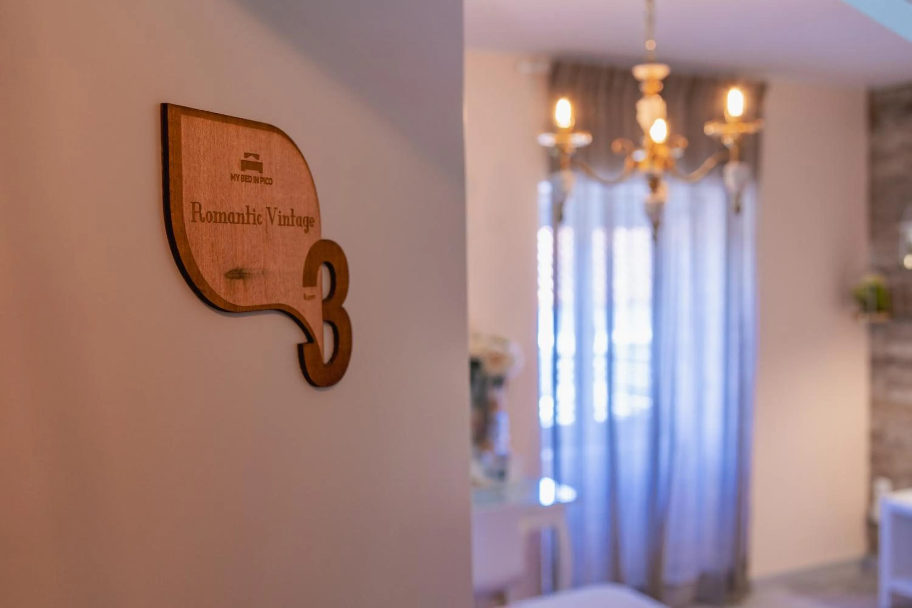 Bed in My Bed in pico