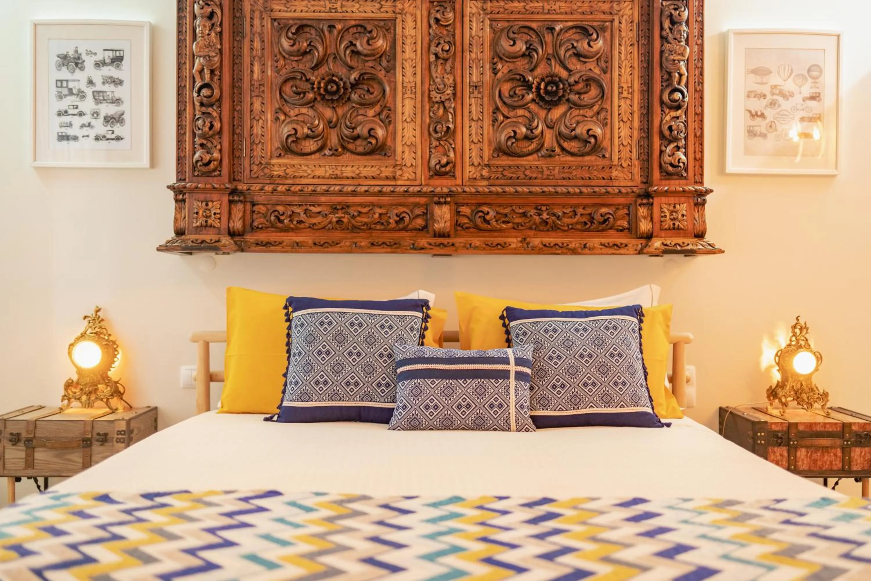 Bed in My Bed in pico