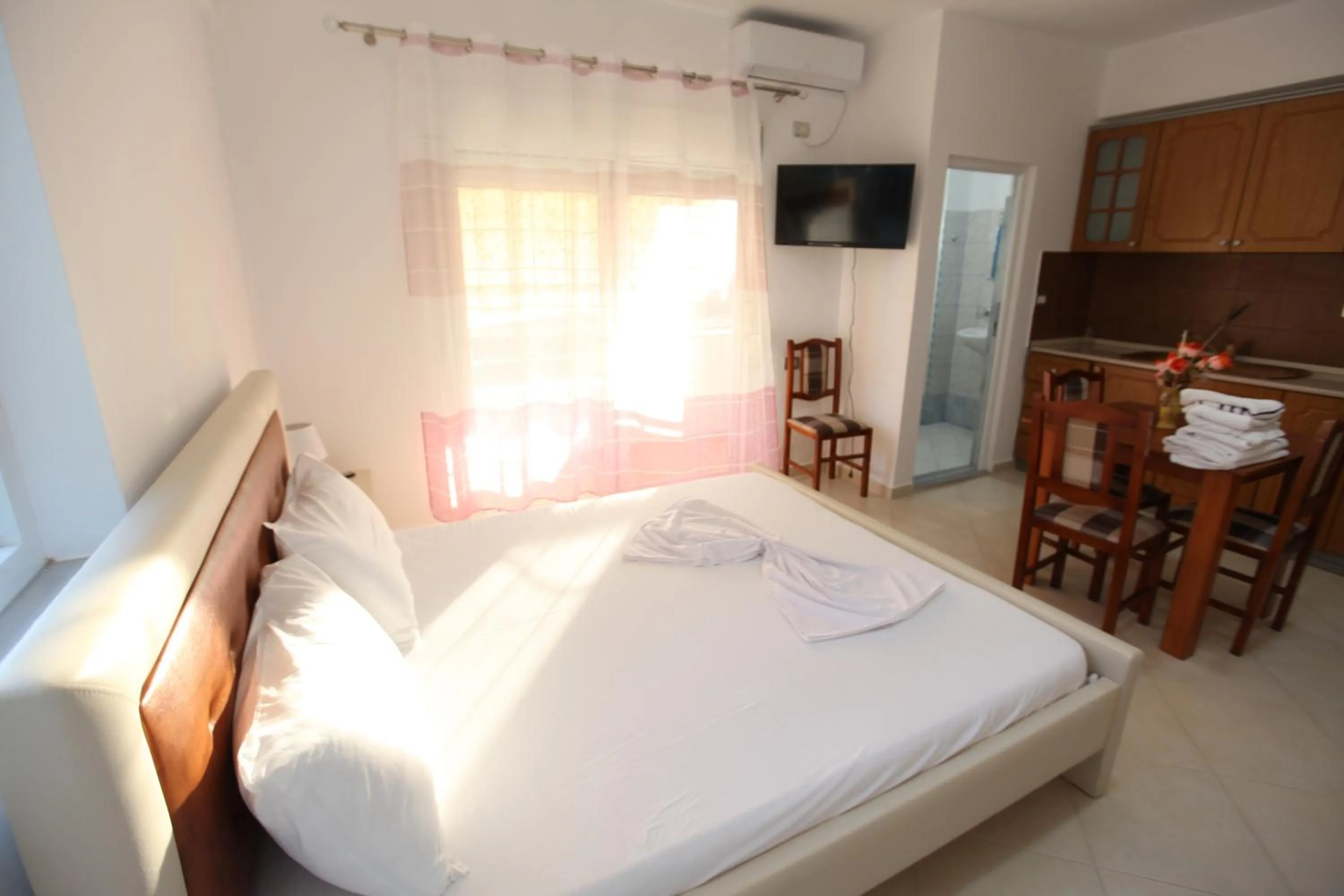 Bedroom, Bed in Vila Riza Veliu