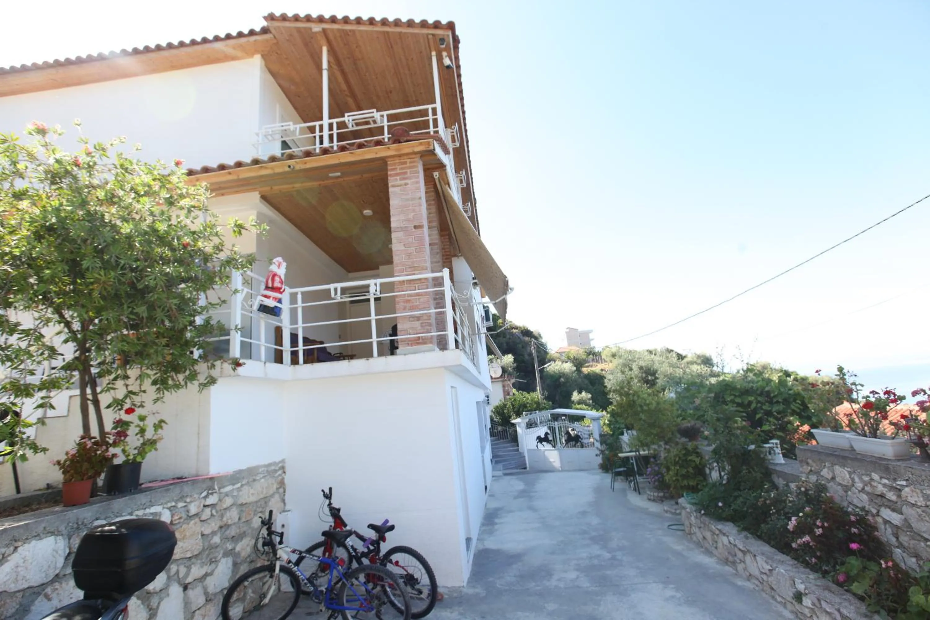 Property building in Vila Riza Veliu
