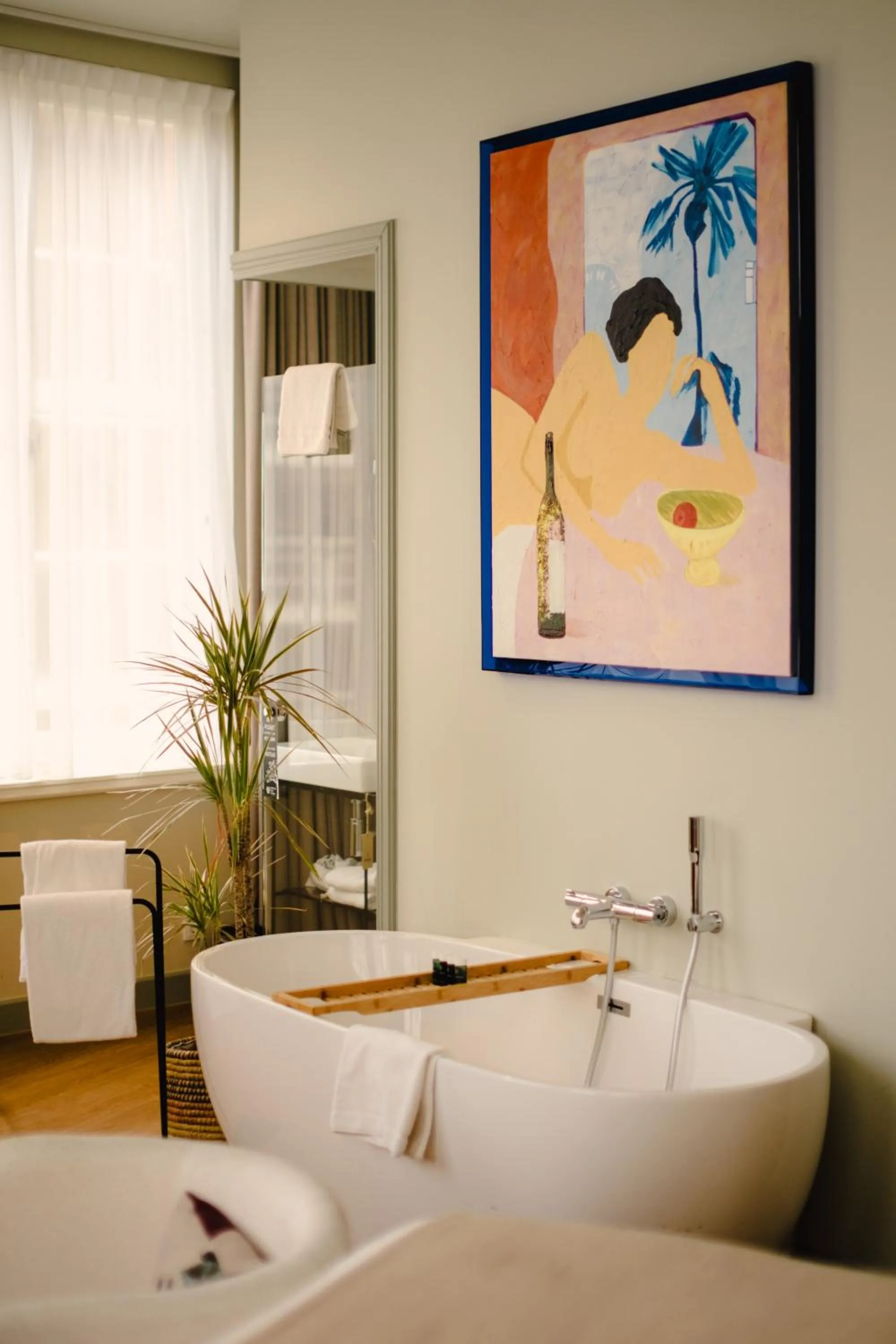 Bath in FINCH Boutique Hotel, downtown