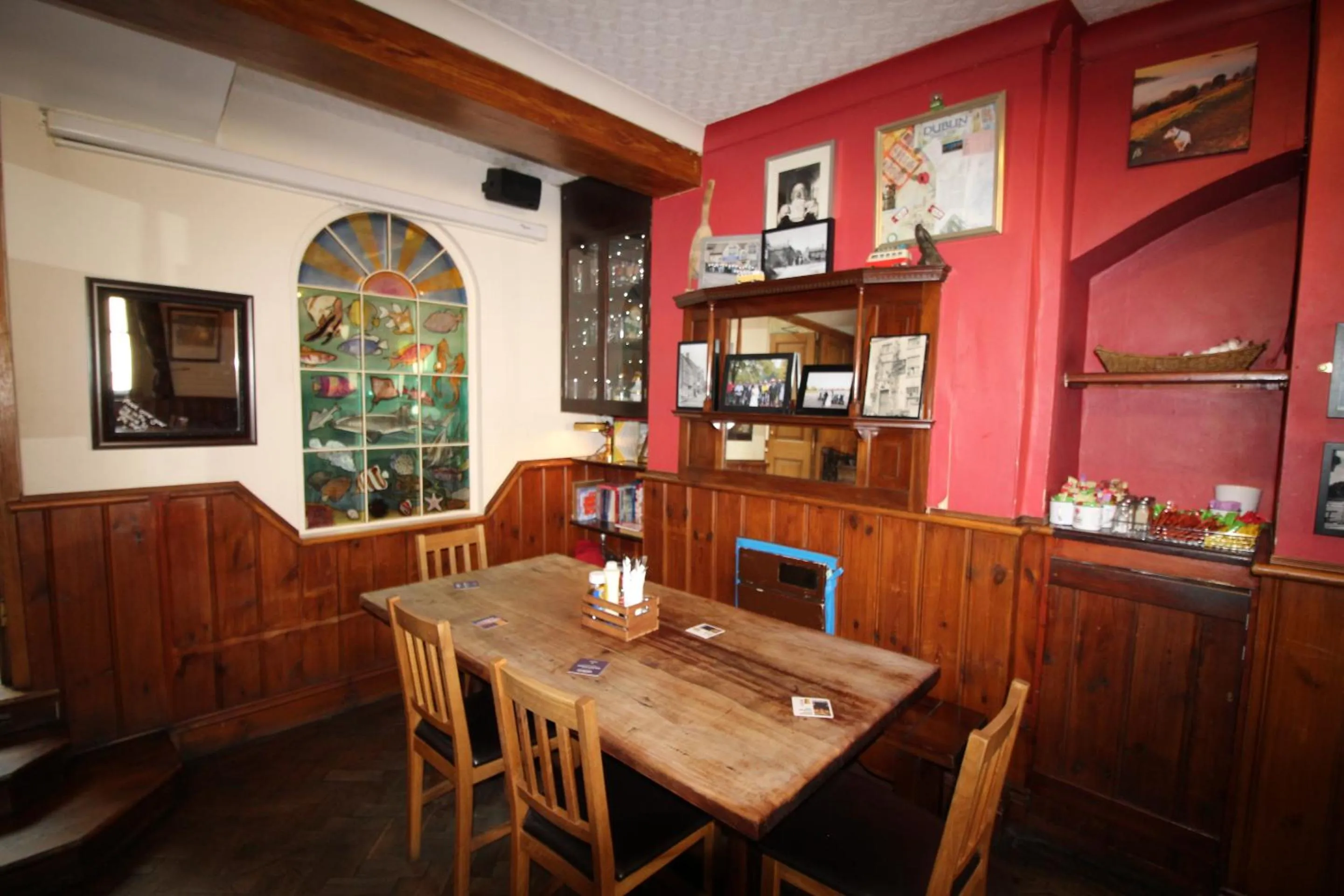 Dining area in The Clothiers Arms