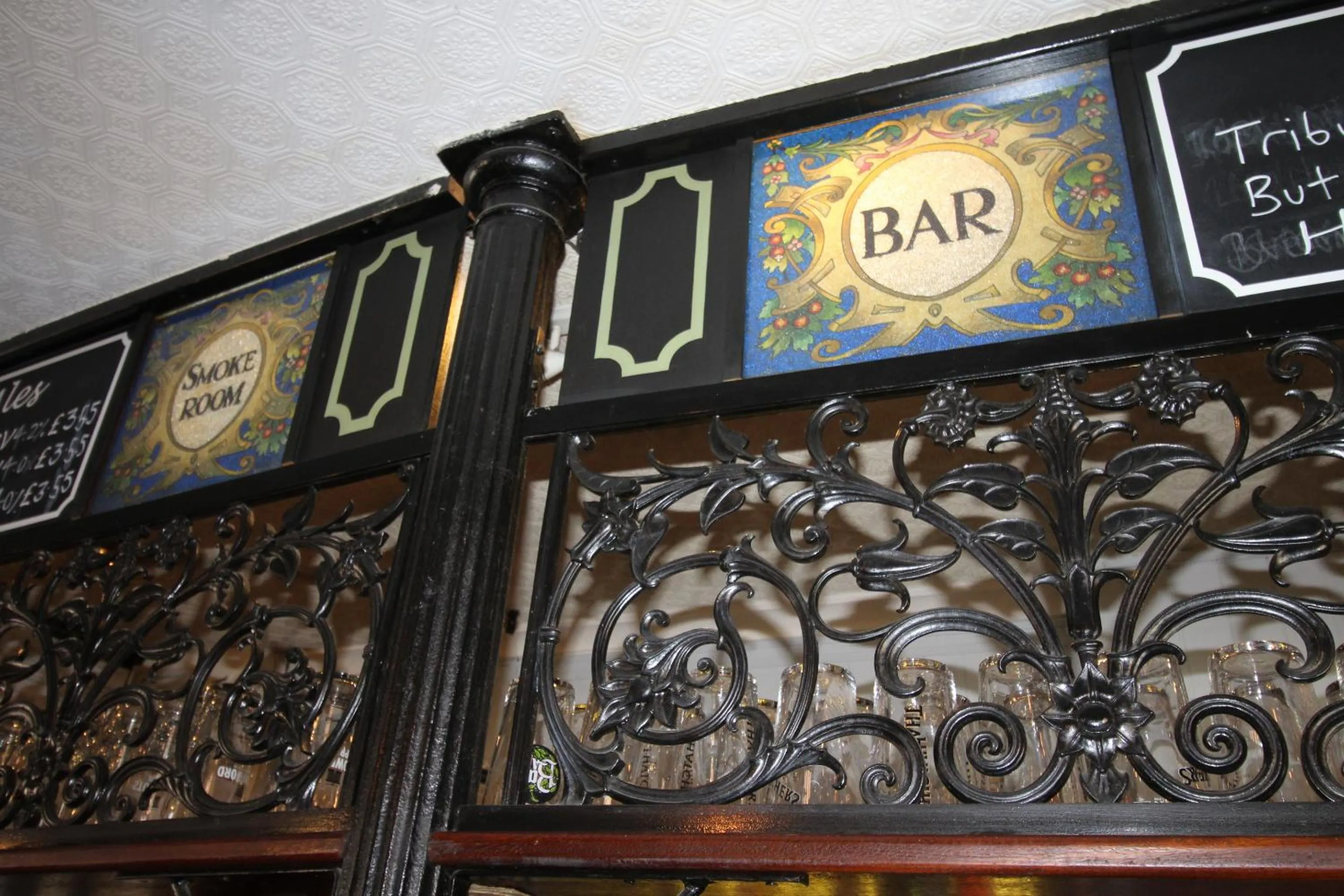 Lounge or bar in The Clothiers Arms