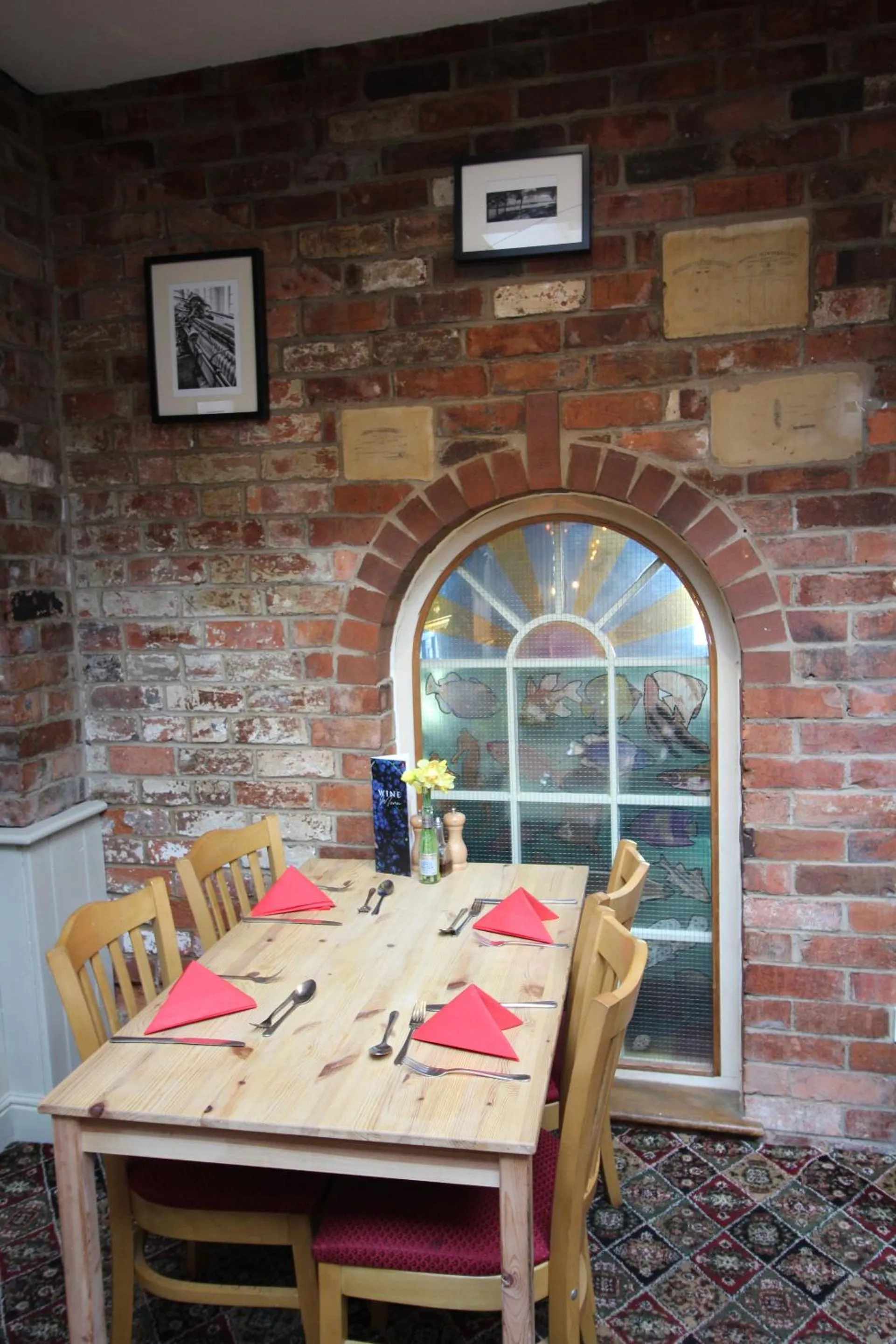 Dining area in The Clothiers Arms