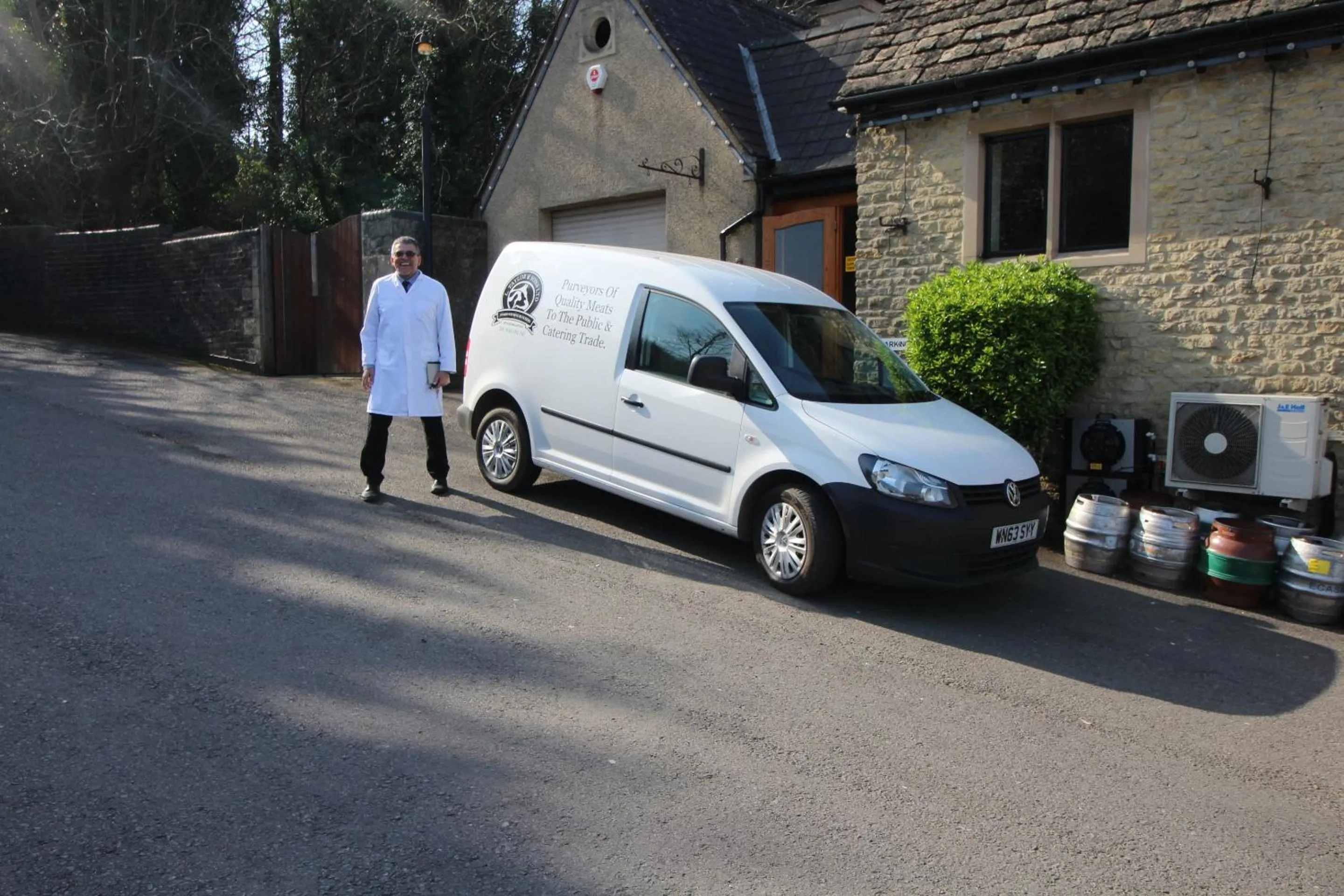 Property building in The Clothiers Arms