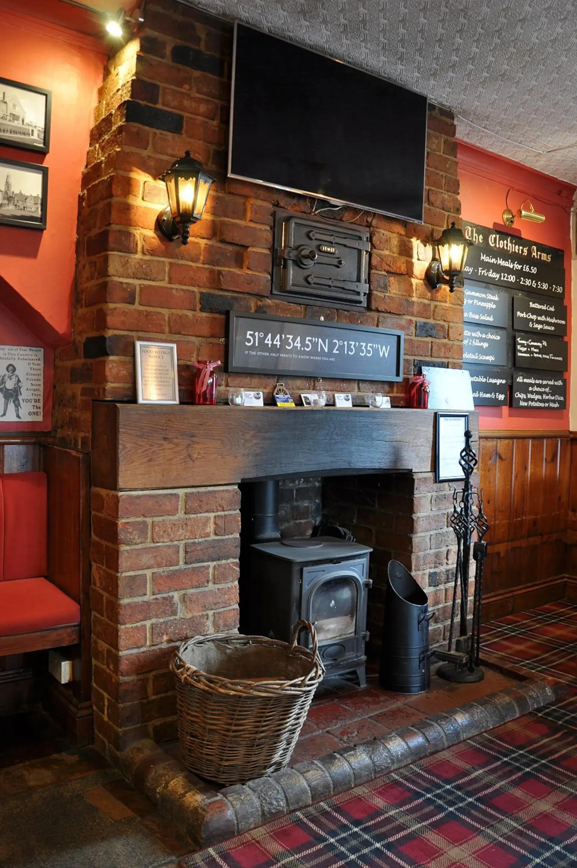 Lounge or bar in The Clothiers Arms Lounge or bar in The Clothiers Arms