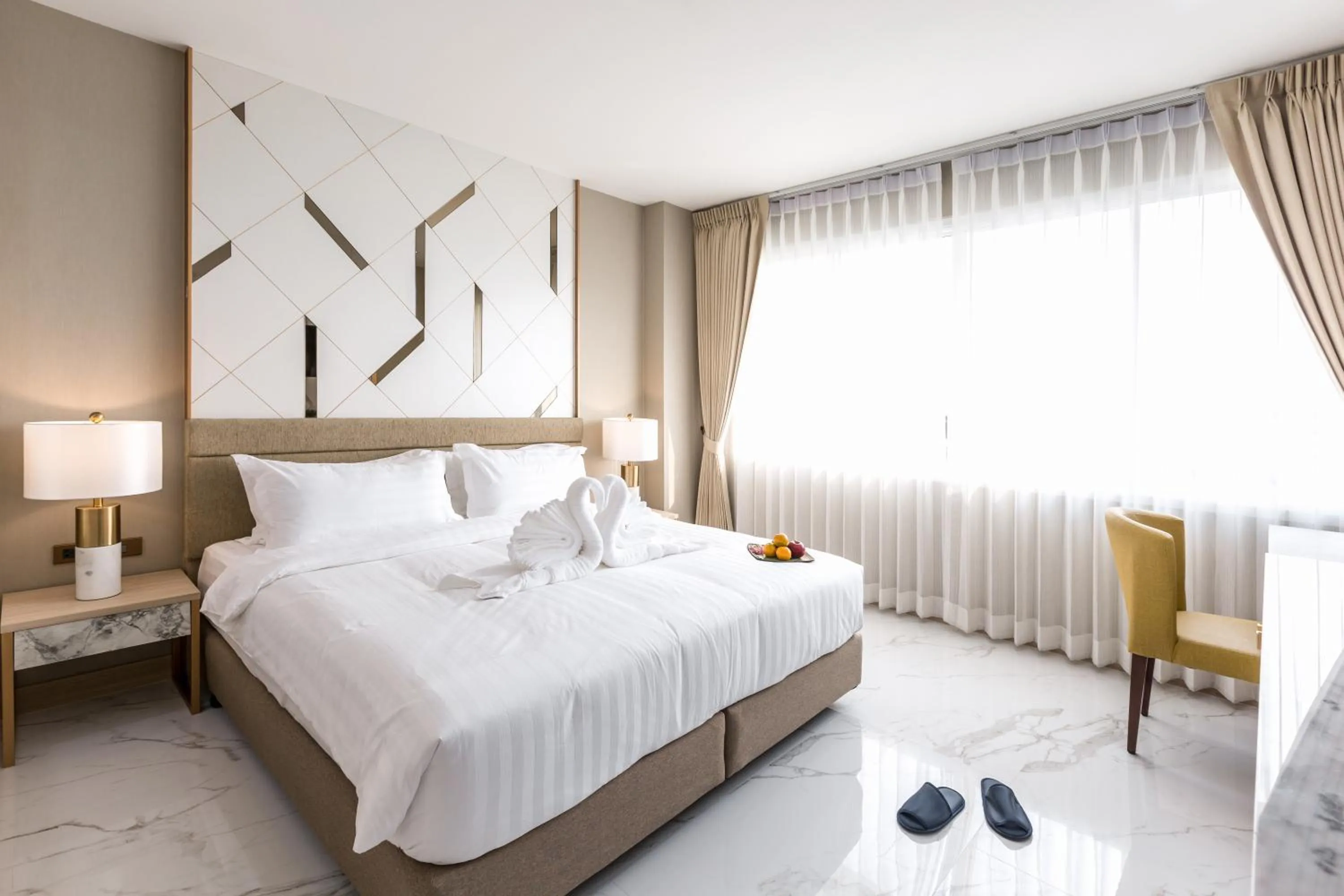 Bed in The 8 Hotel Udonthani