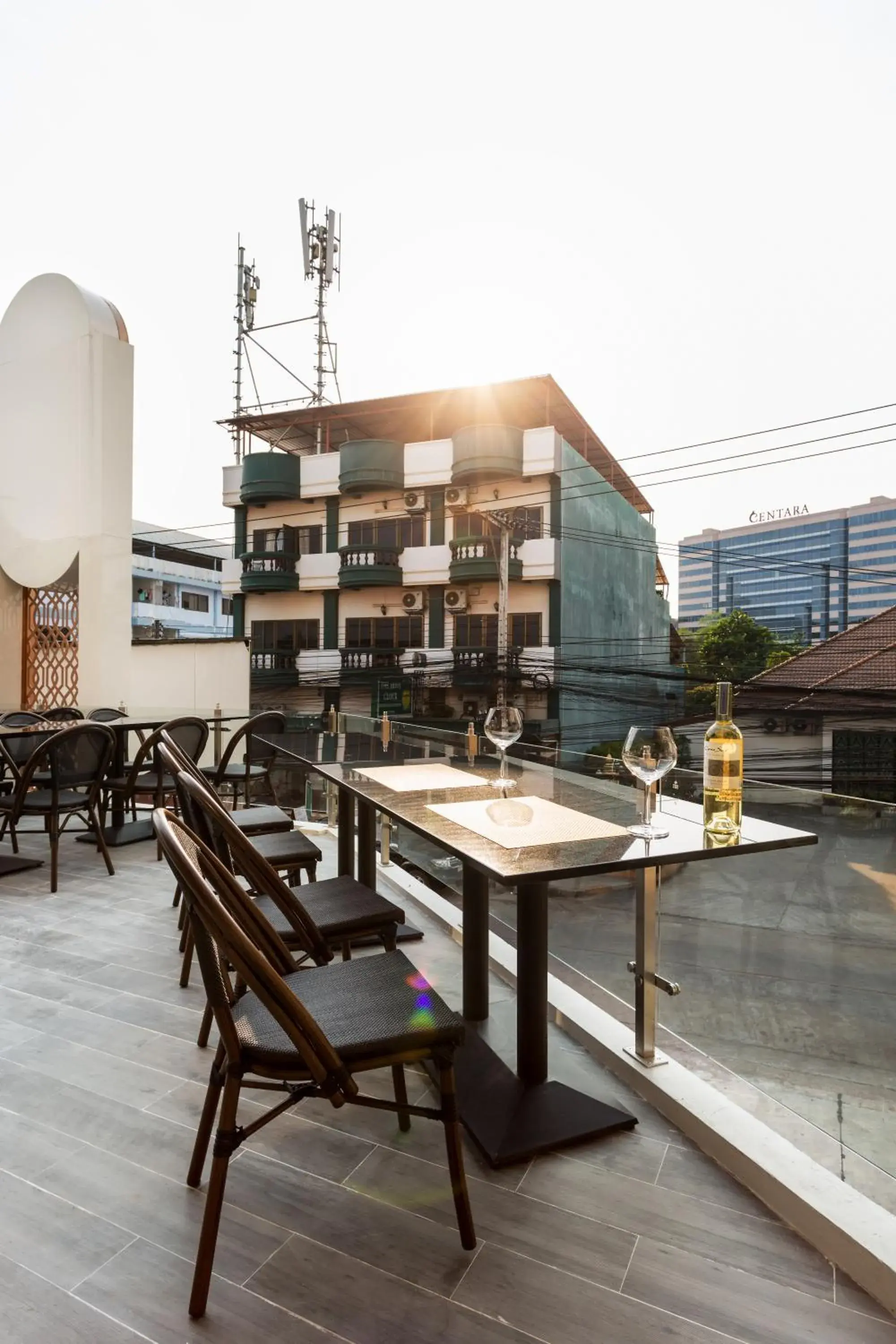 Restaurant/places to eat in The 8 Hotel Udonthani Restaurant/places to eat in The 8 Hotel Udonthani