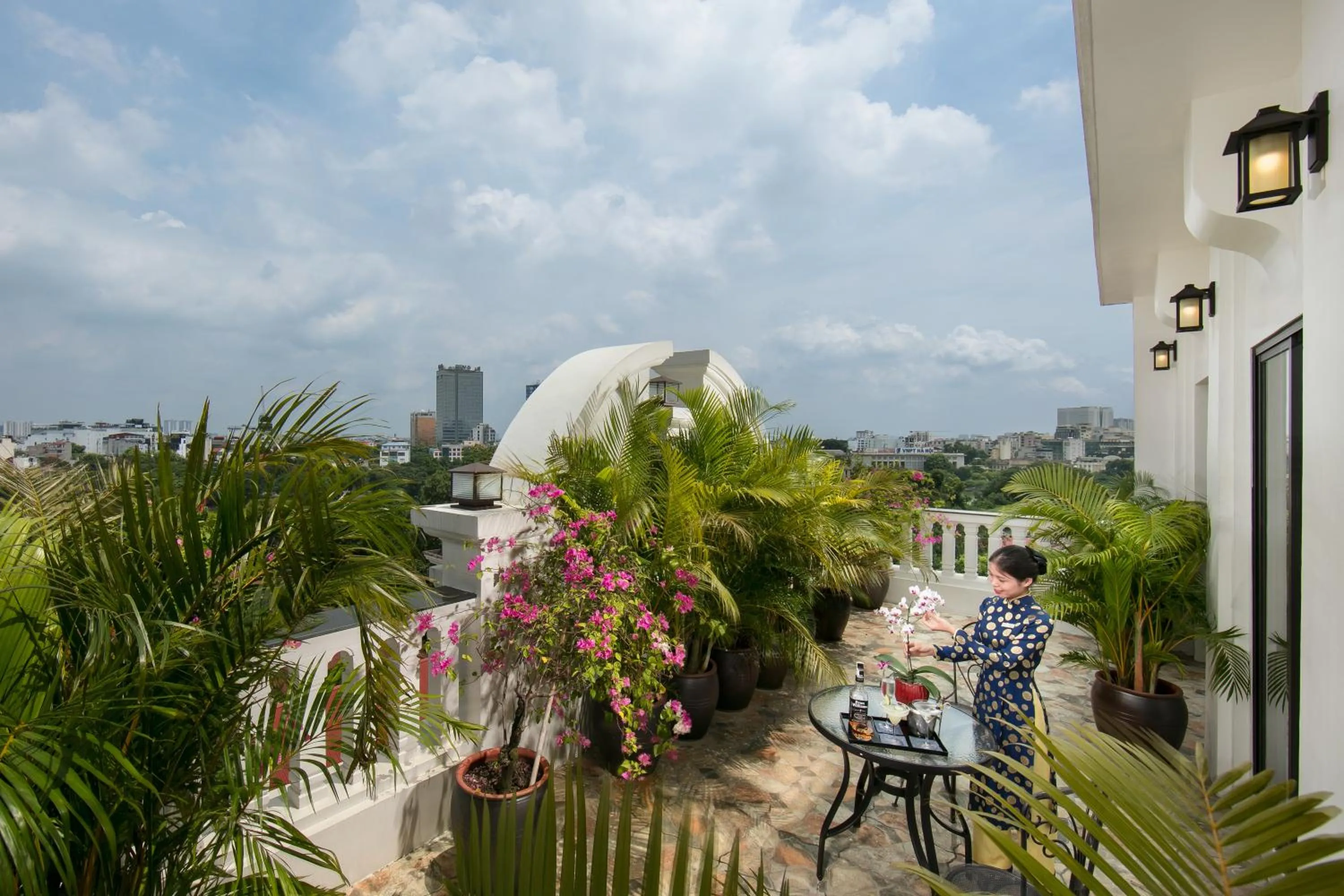 Balcony/Terrace in The Oriental Jade Hotel