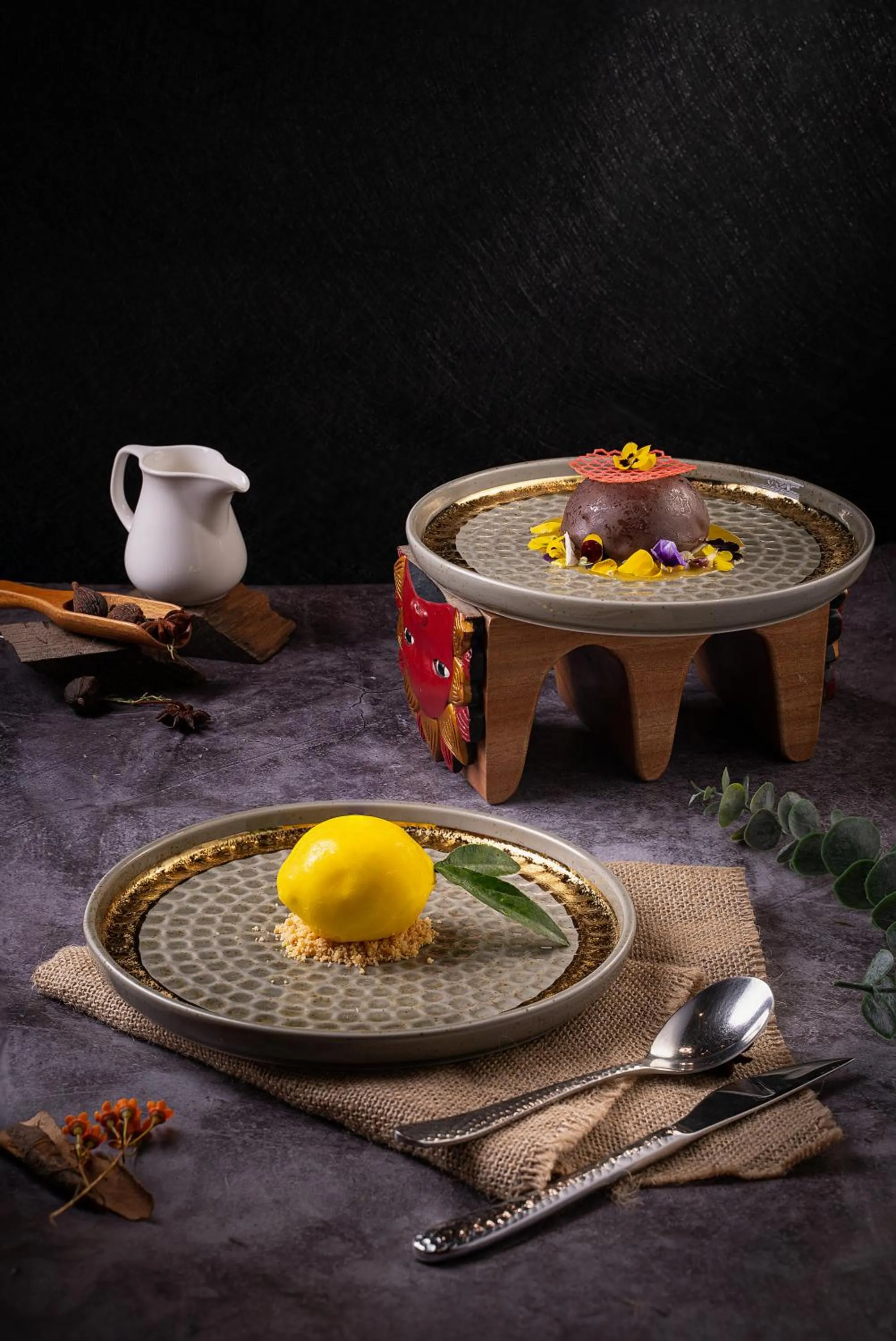 Food and drinks in The Oriental Jade Hotel