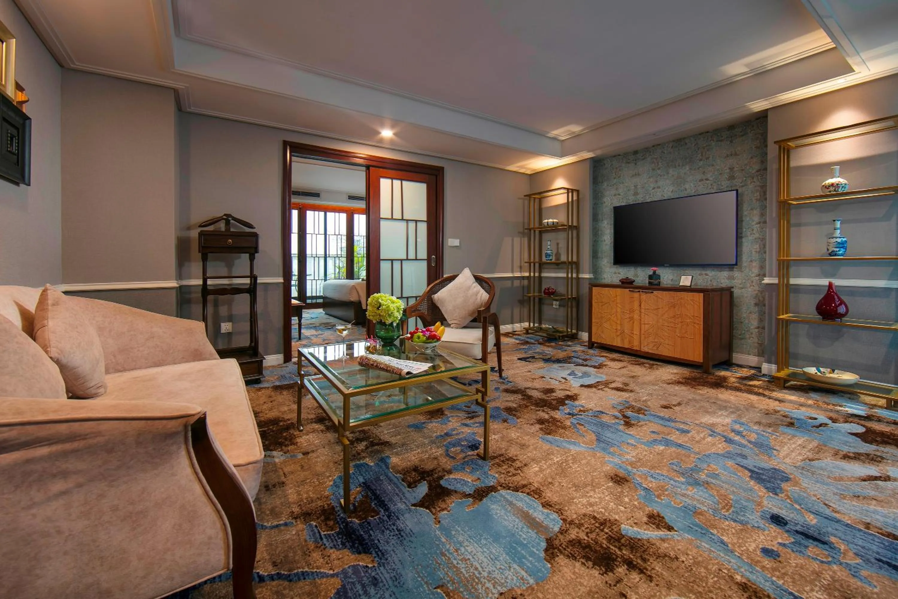 Living room in The Oriental Jade Hotel