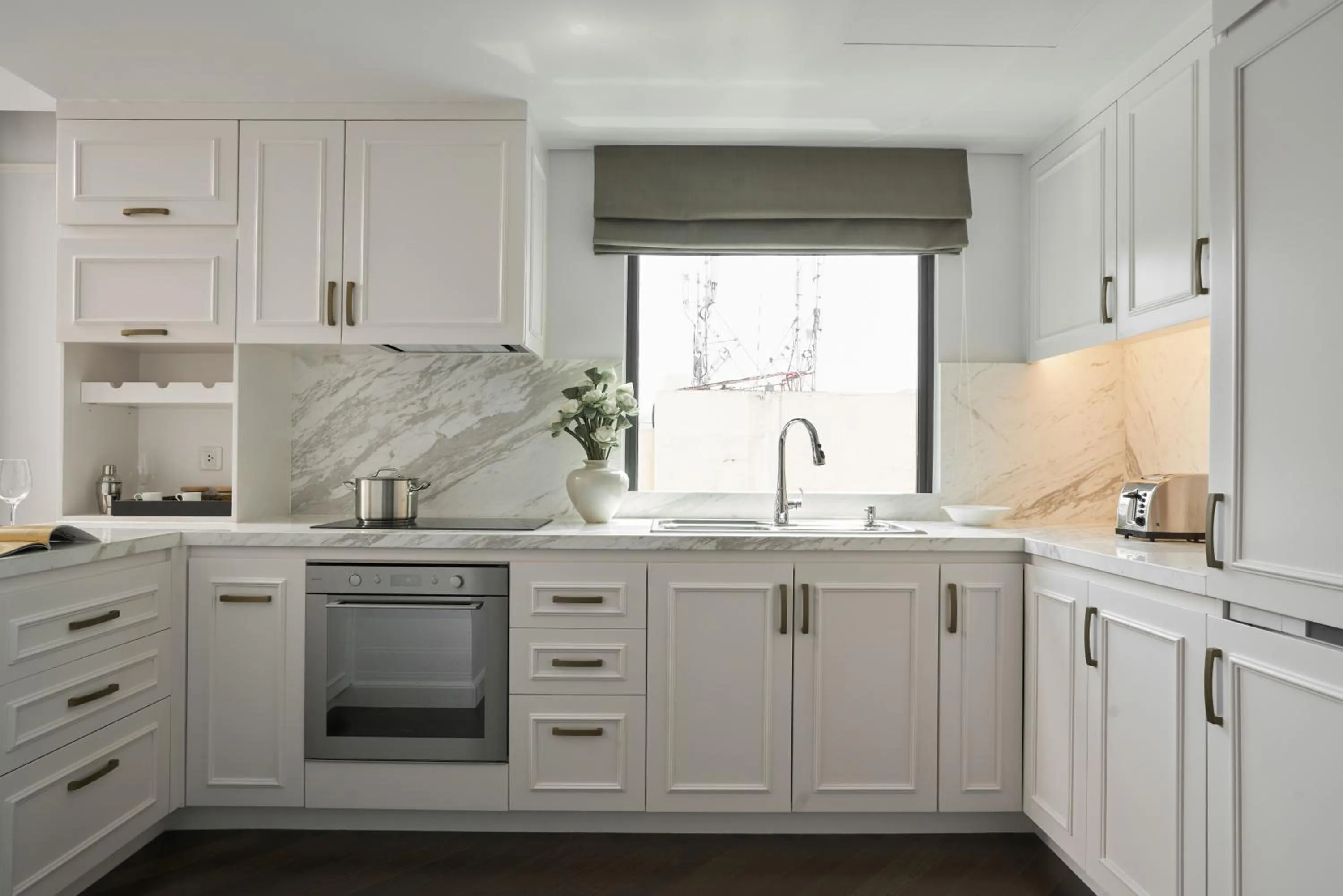 Kitchen or kitchenette in Mai House Saigon Hotel