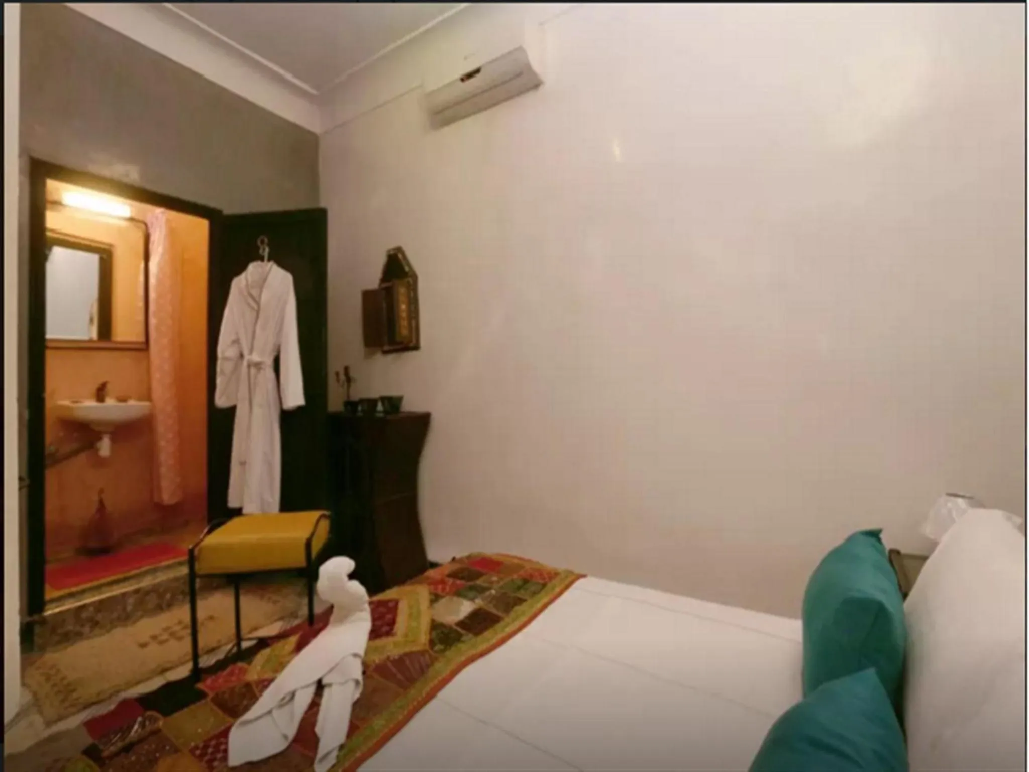 bunk bed, Bed in Riad Maison Aicha