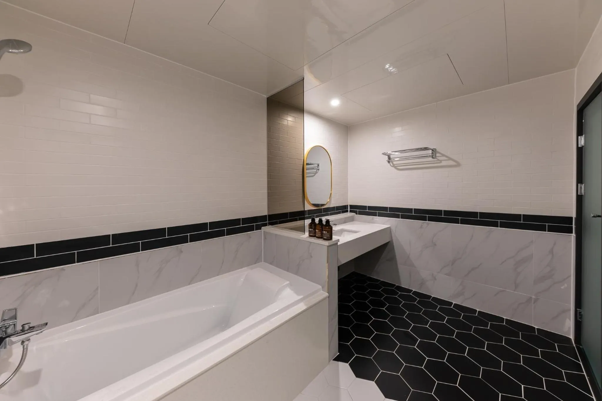 Brown Dot Hotel Seong Seo