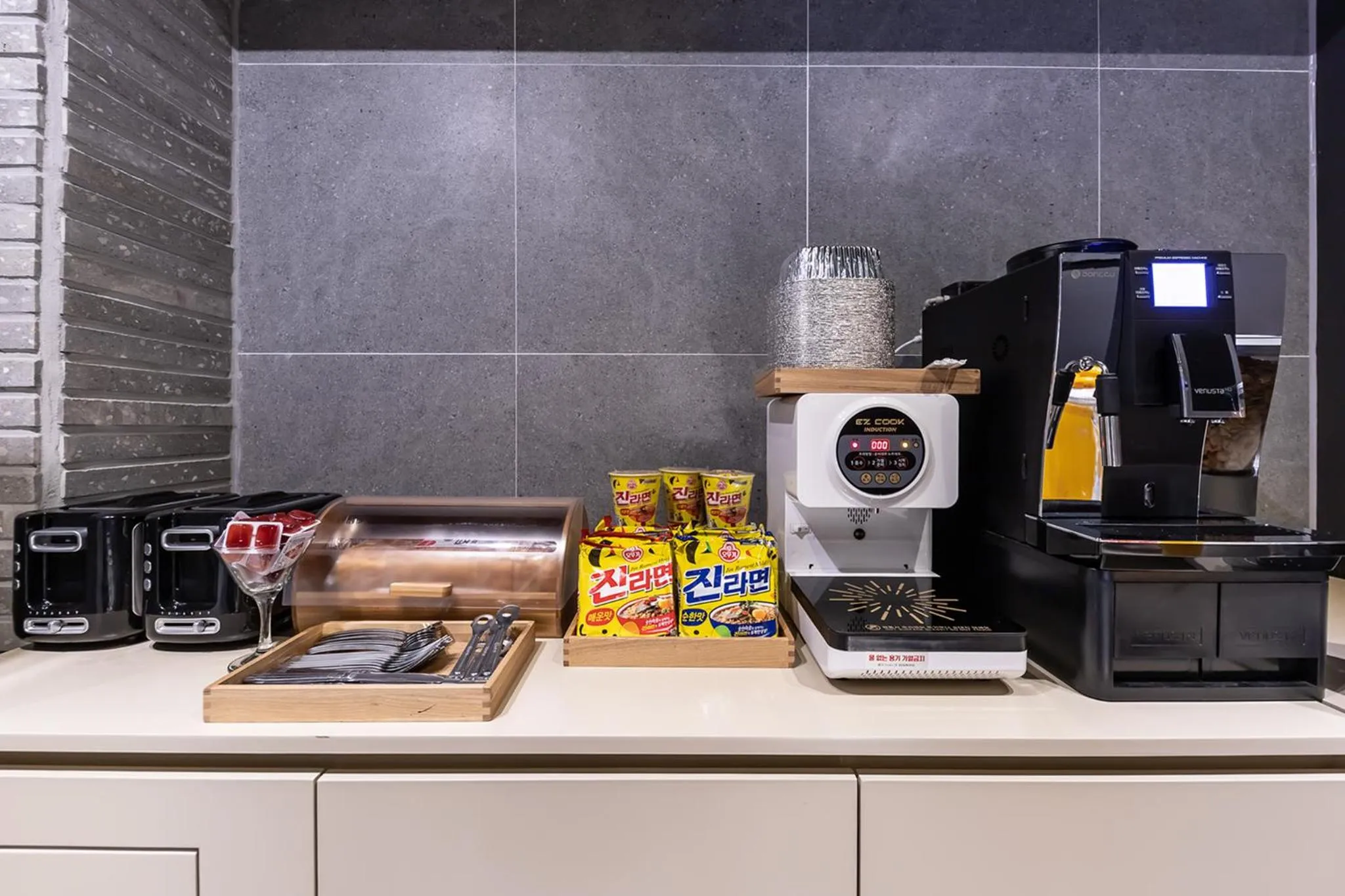 Brown Dot Hotel Seong Seo