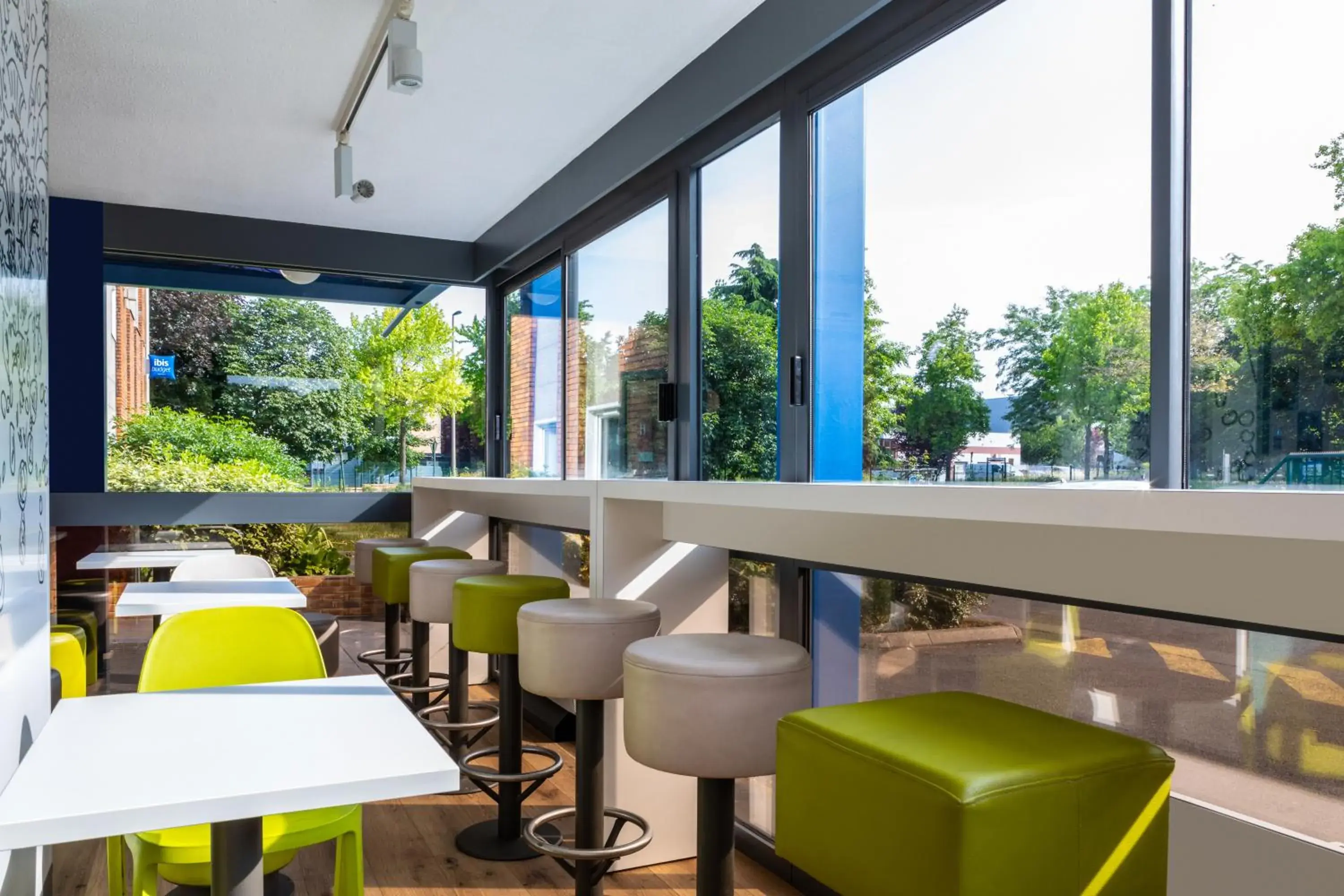 Restaurant/places to eat in ibis budget Marne la Vallée Chelles Restaurant/places to eat in ibis budget Marne la Vallée Chelles