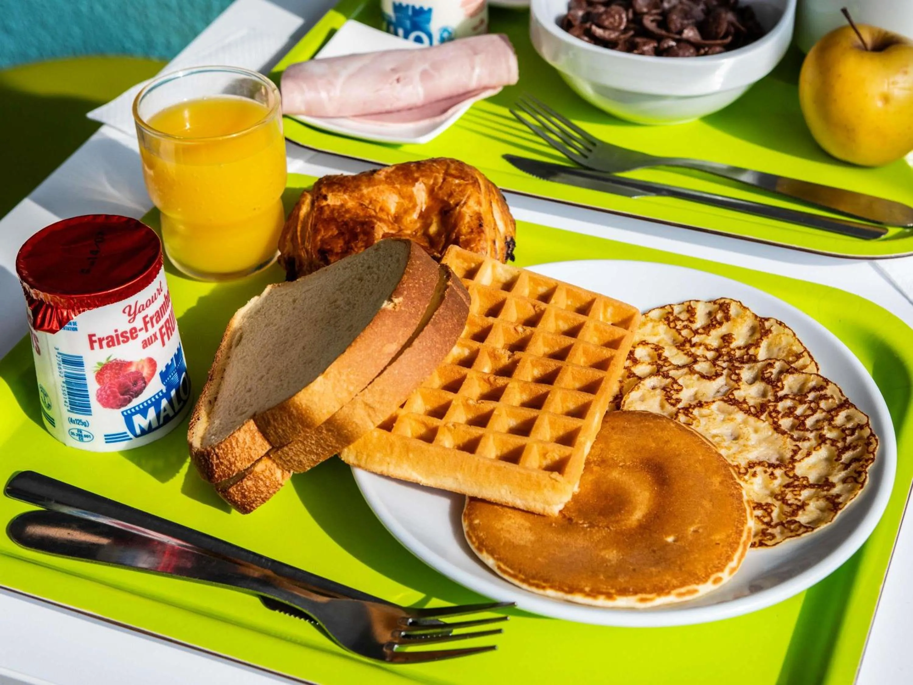 Breakfast in ibis budget Marne la Vallée Chelles