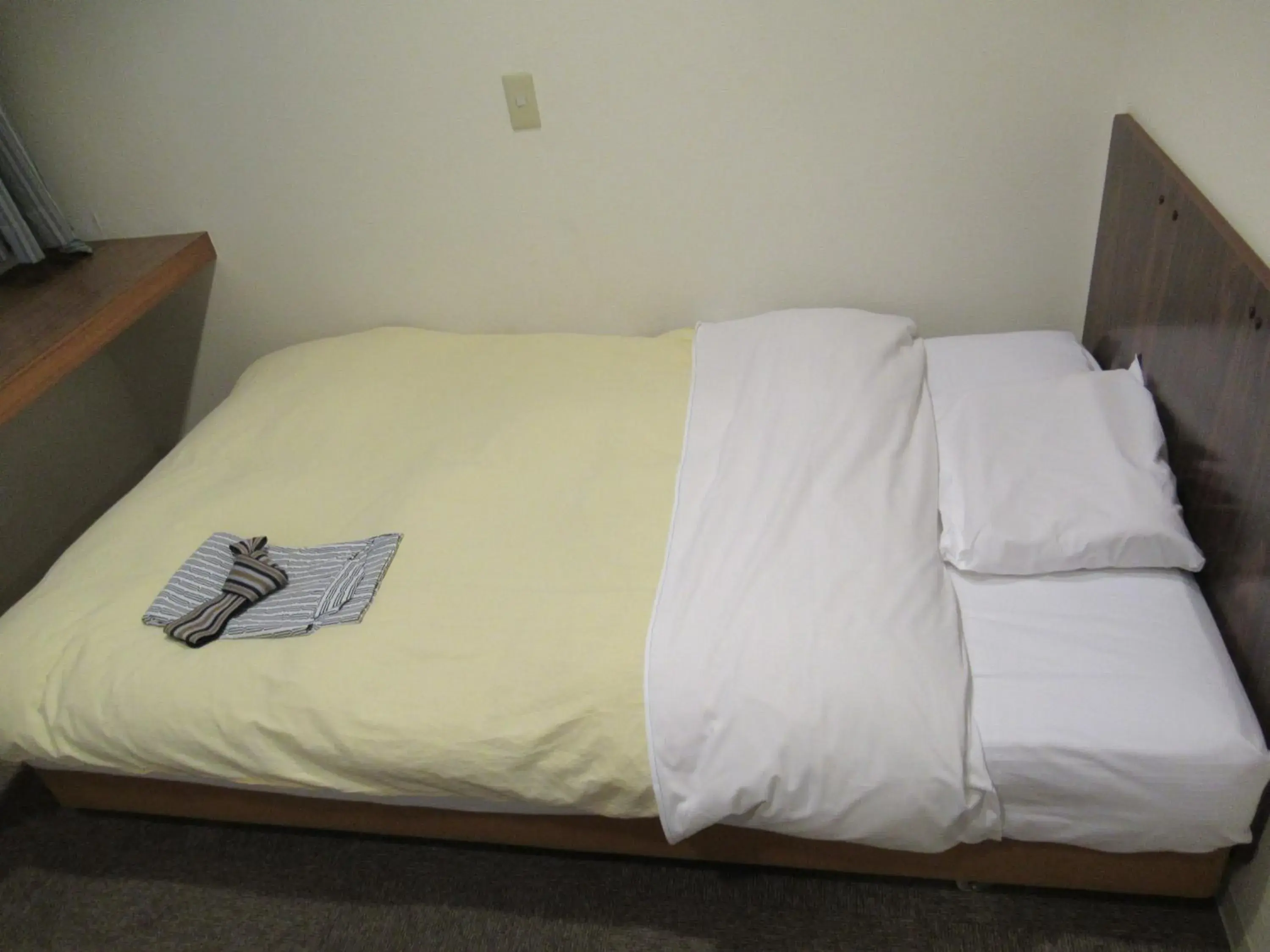 Bed in Hotel Crown Hills Kitami Annex Bed in Hotel Crown Hills Kitami Annex