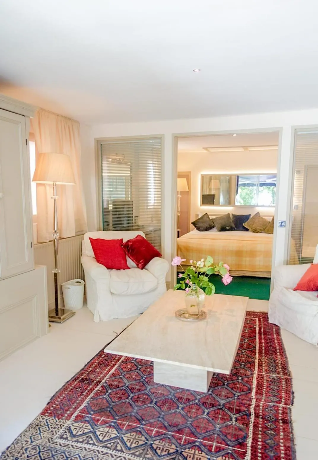 Photo of the whole room, Bed in Cedar House Boutique B&B