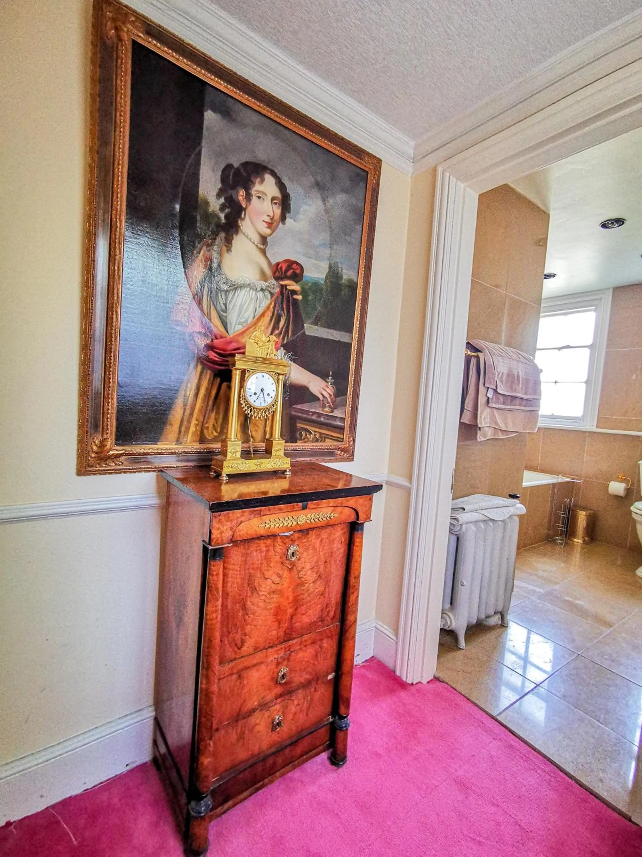 Bathroom in Cedar House Boutique B&B