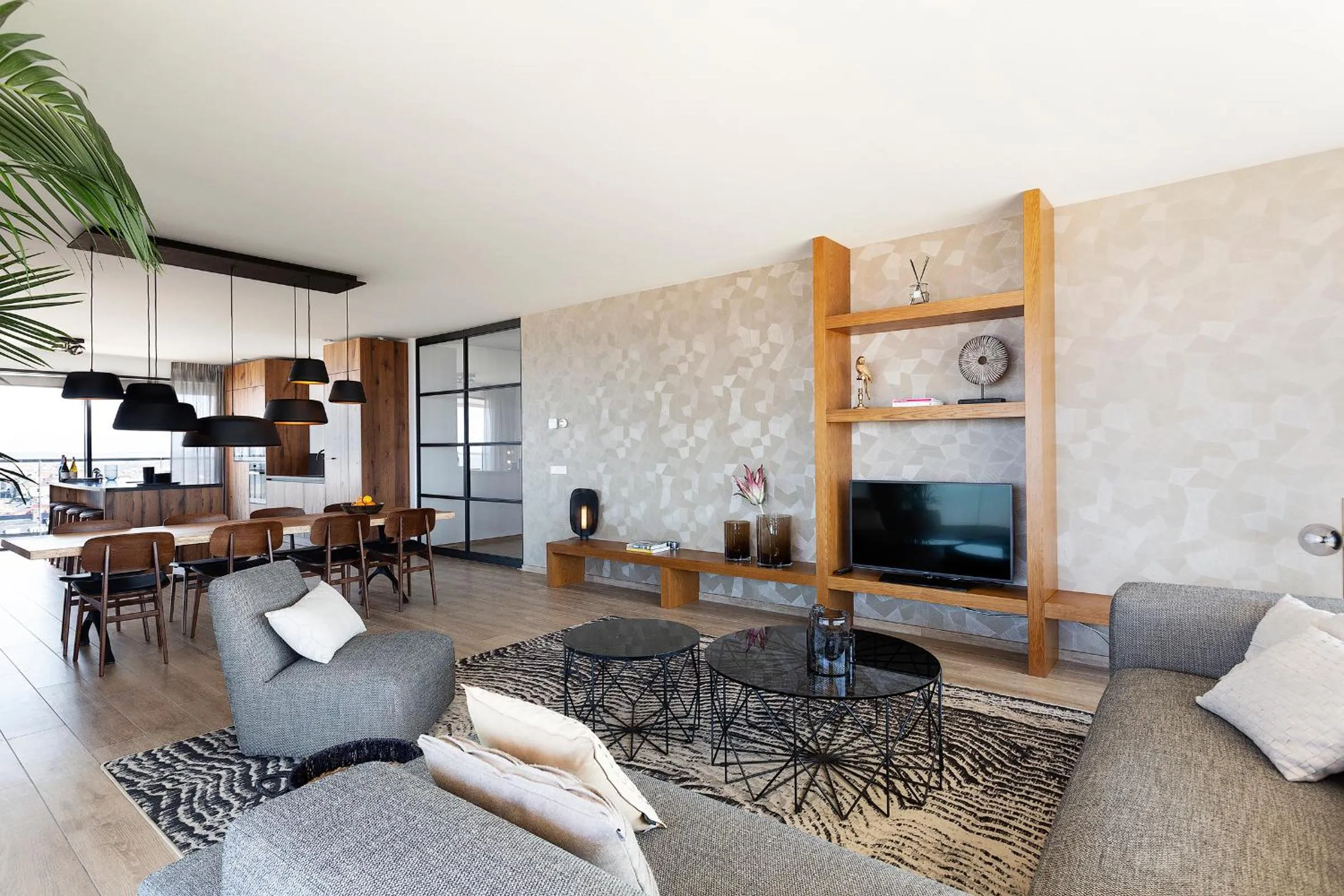 Seating area in Maris Apartments