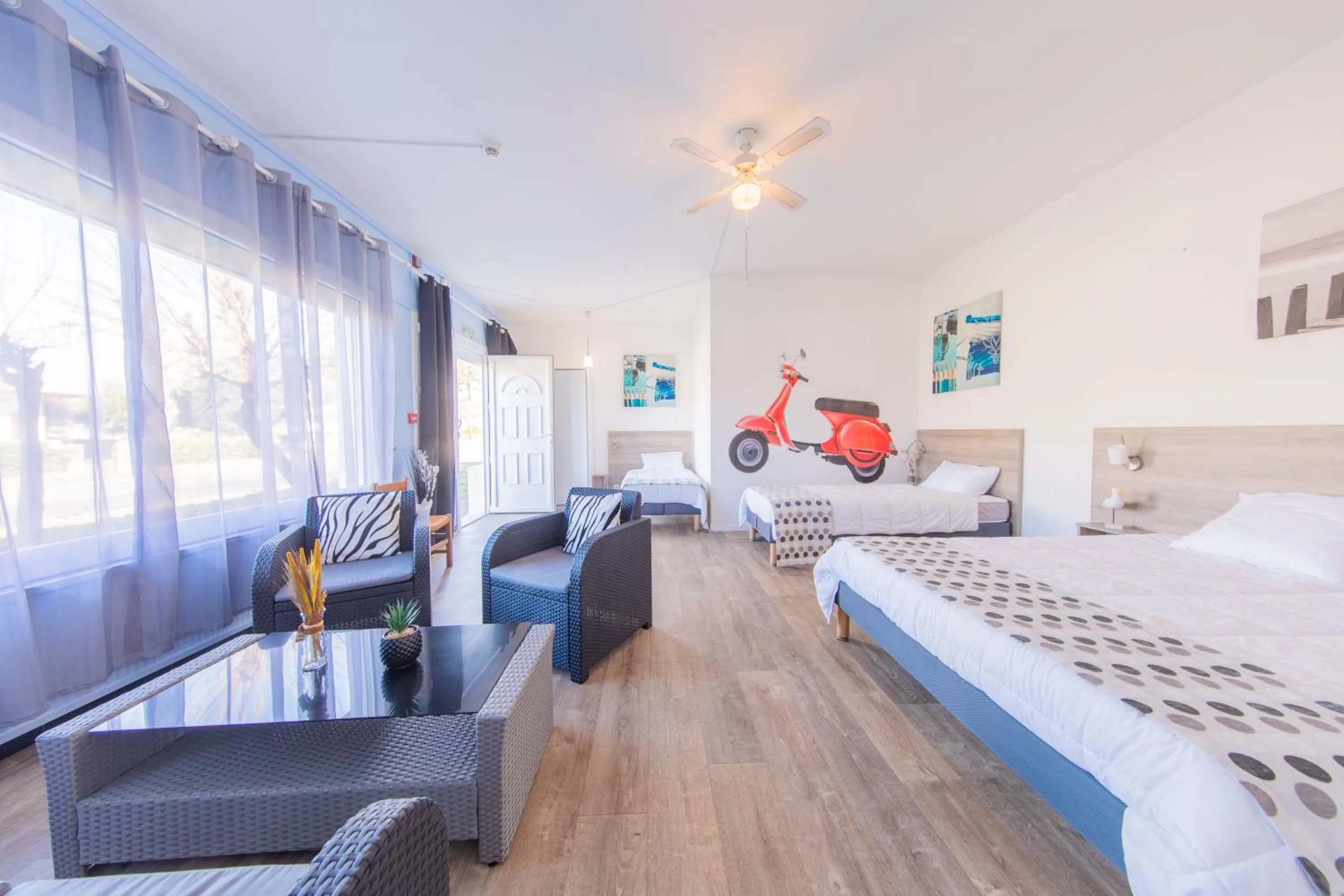 Bed in Hôtel Land'Azur