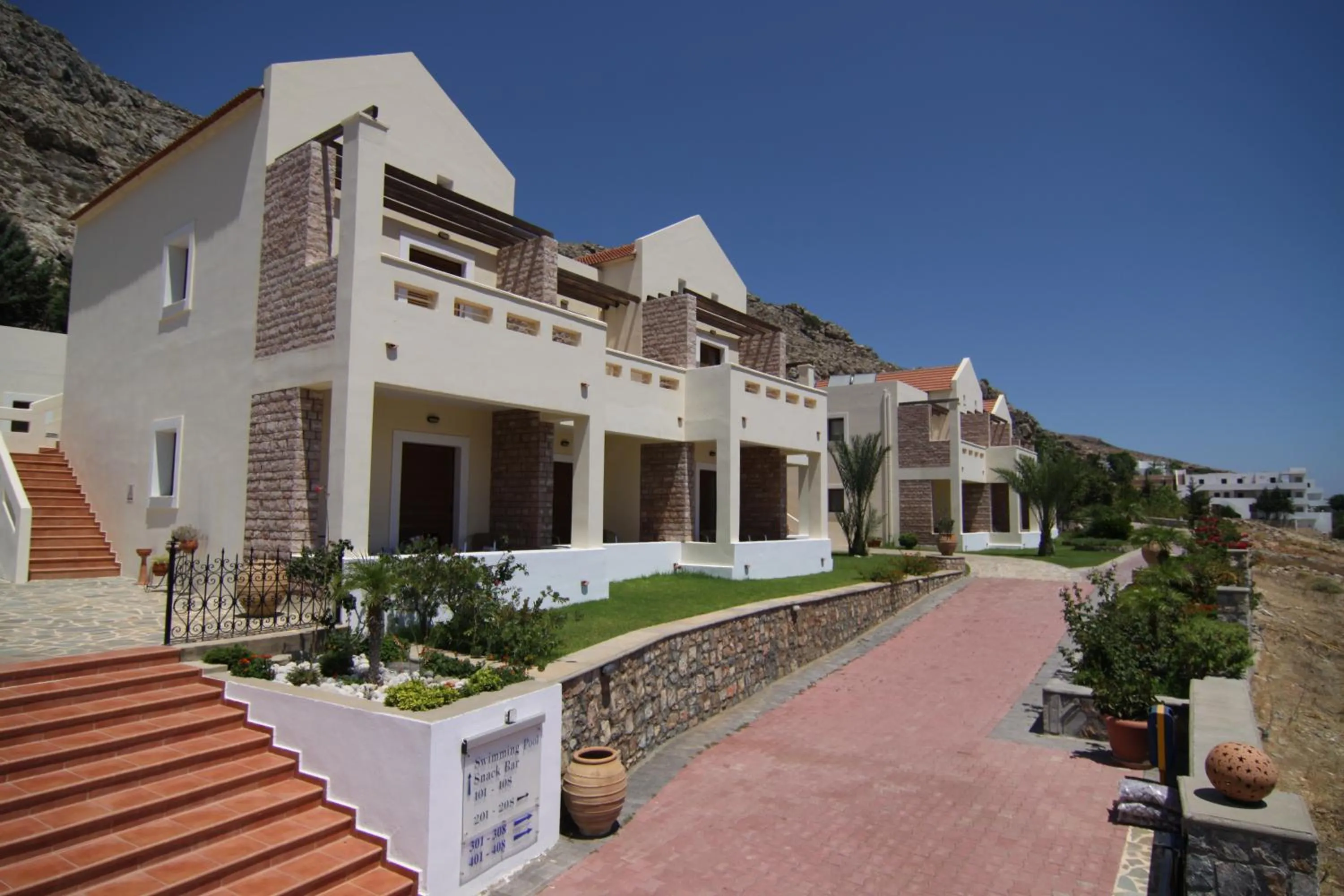 Property building in LINDOS HORIZON
