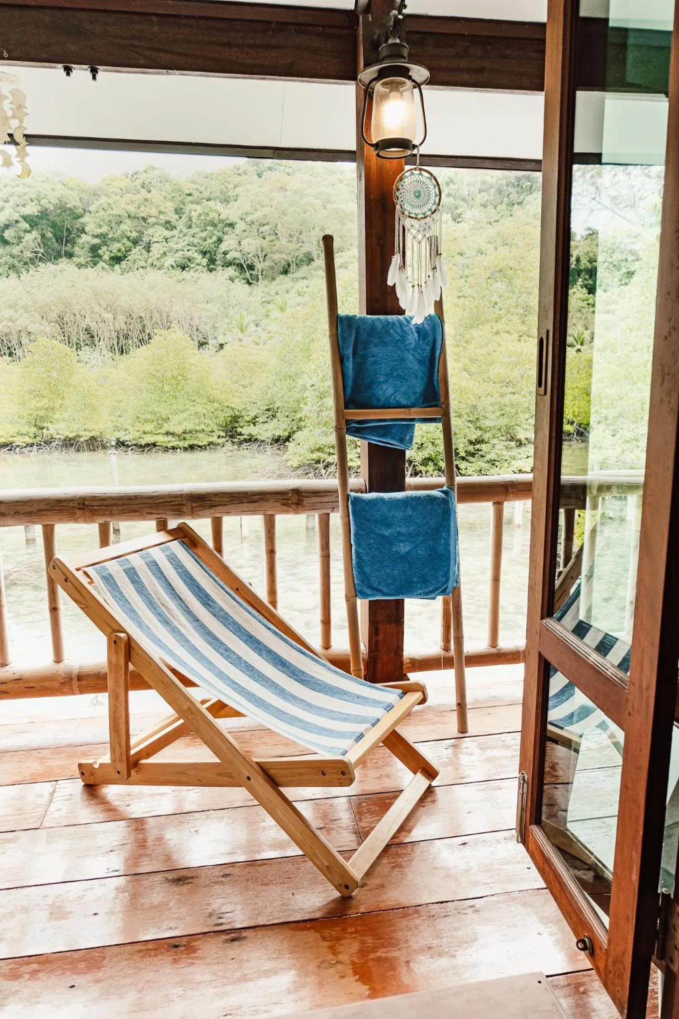 Patio in À La Koh Kood Resort