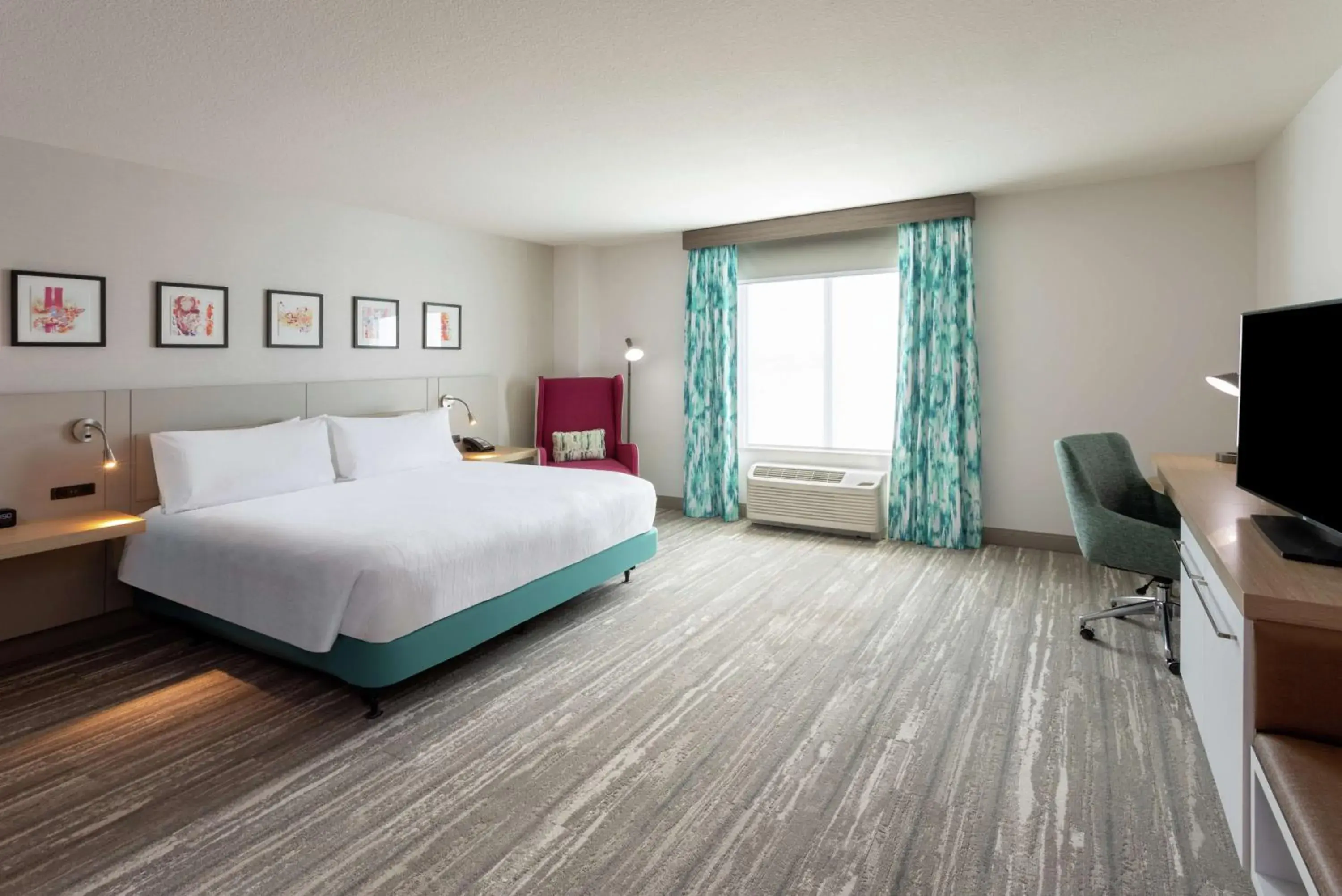 Bedroom, Bed in Hilton Garden Inn St. Cloud, Mn Bedroom, Bed in Hilton Garden Inn St. Cloud, Mn