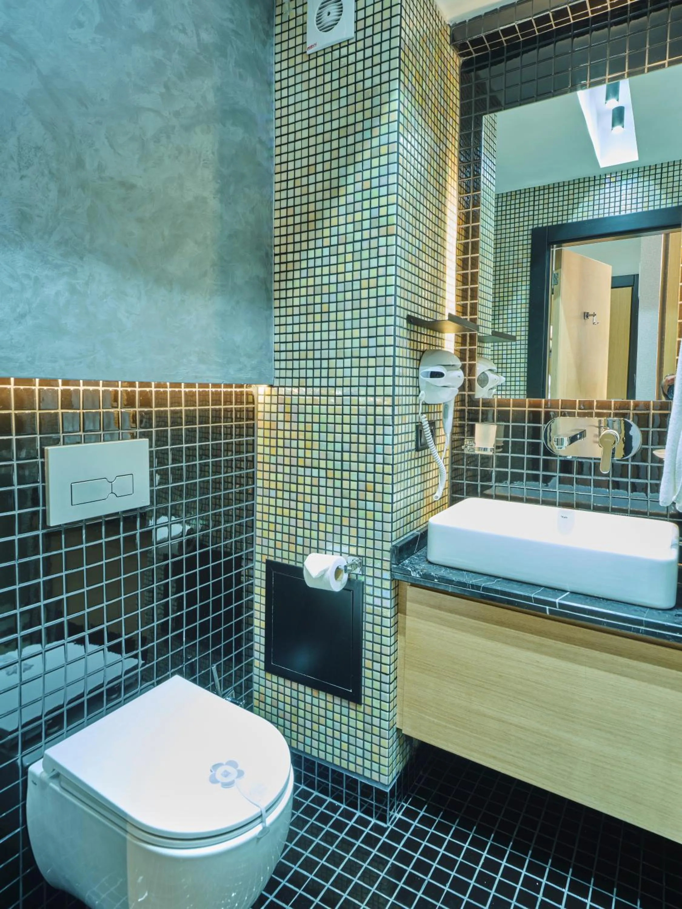 Bathroom in Four-G Hotel