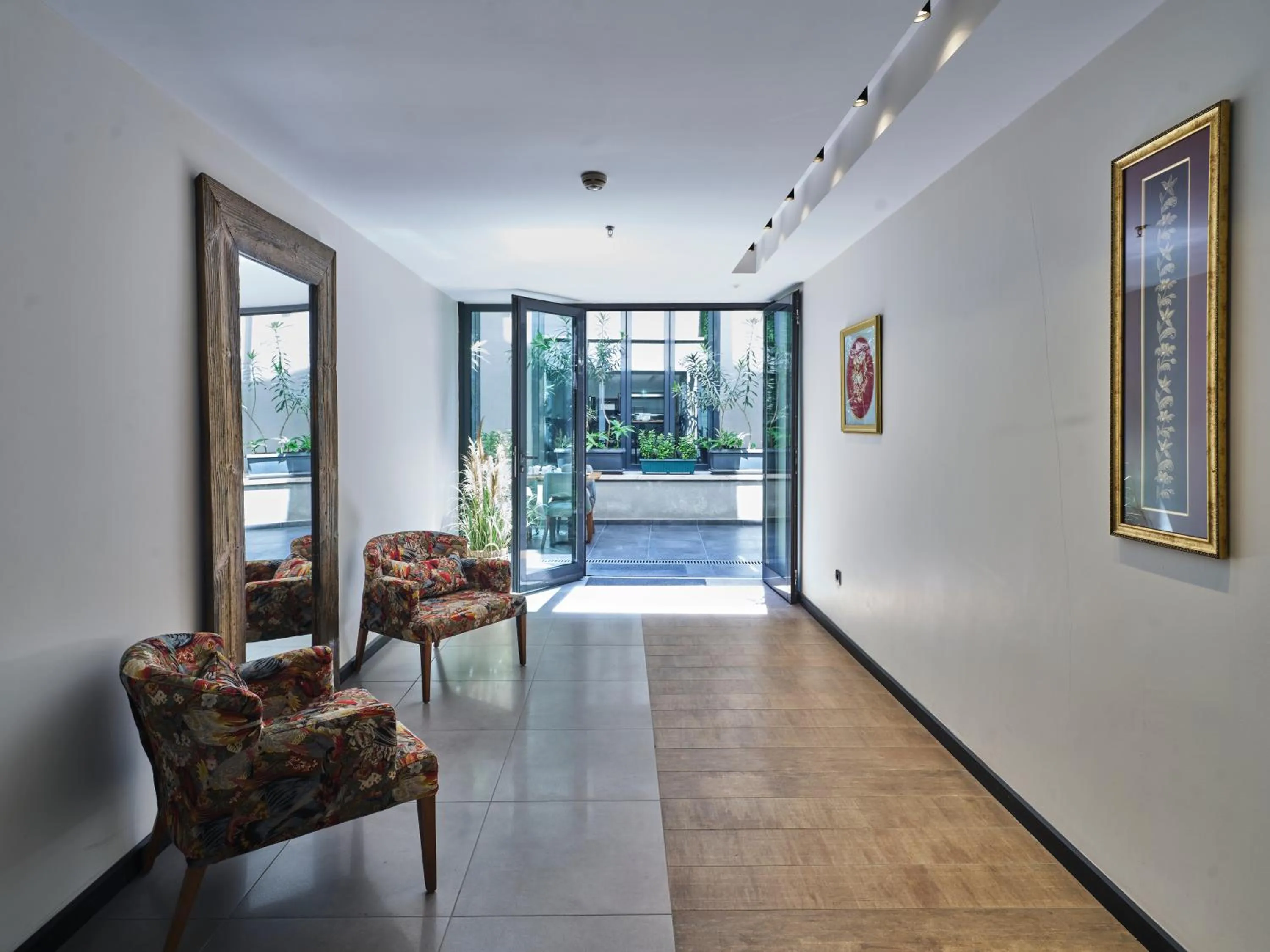 Property building in Four-G Hotel