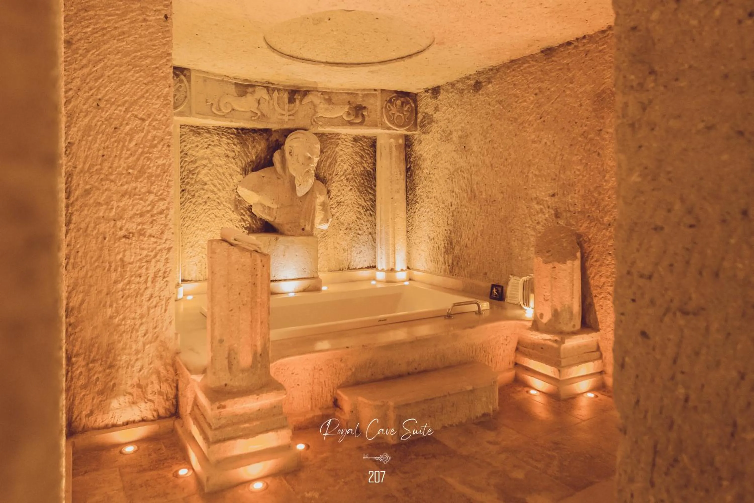 Bathroom in Nino Cave Suites