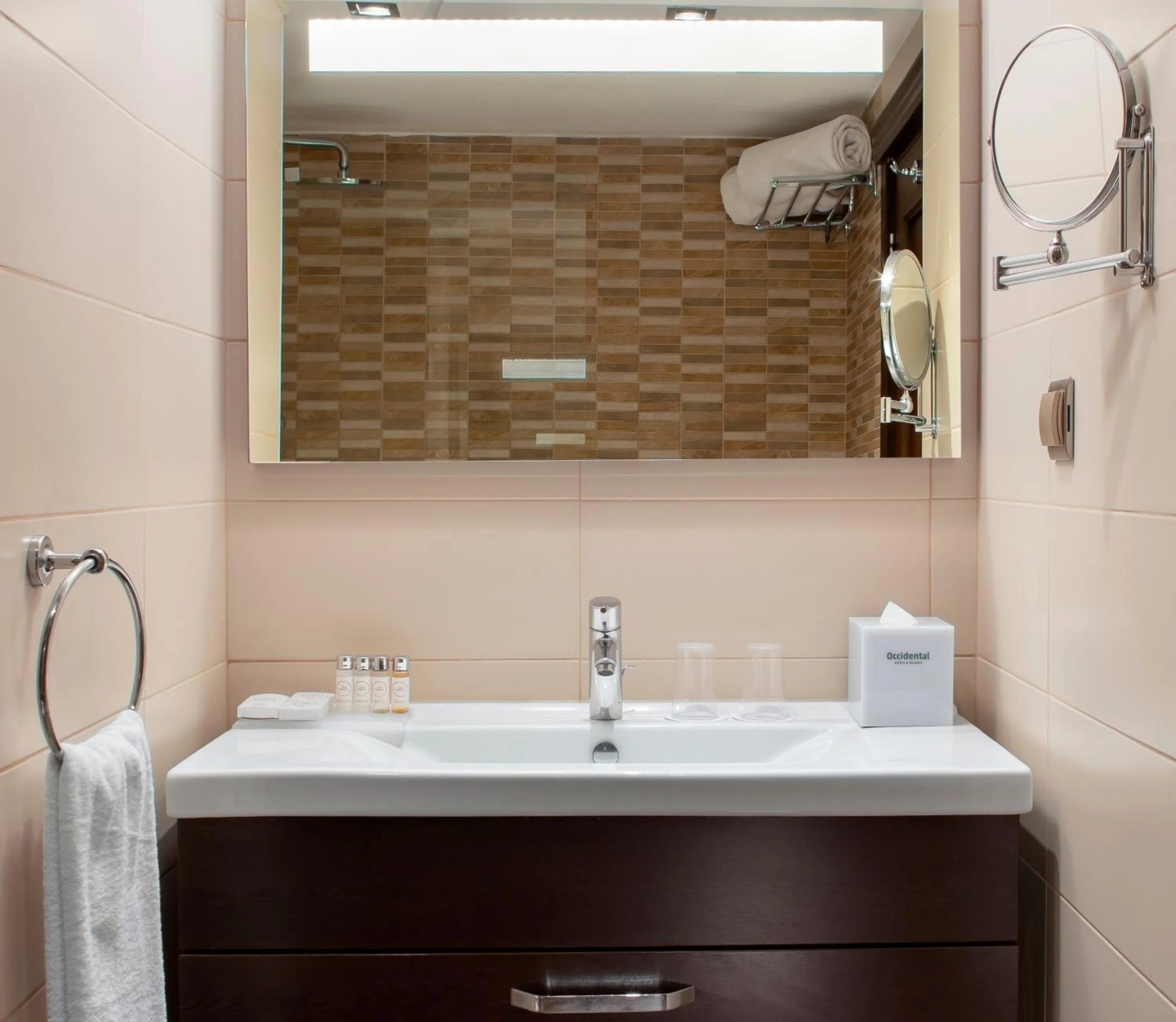 Bathroom in Occidental Taksim