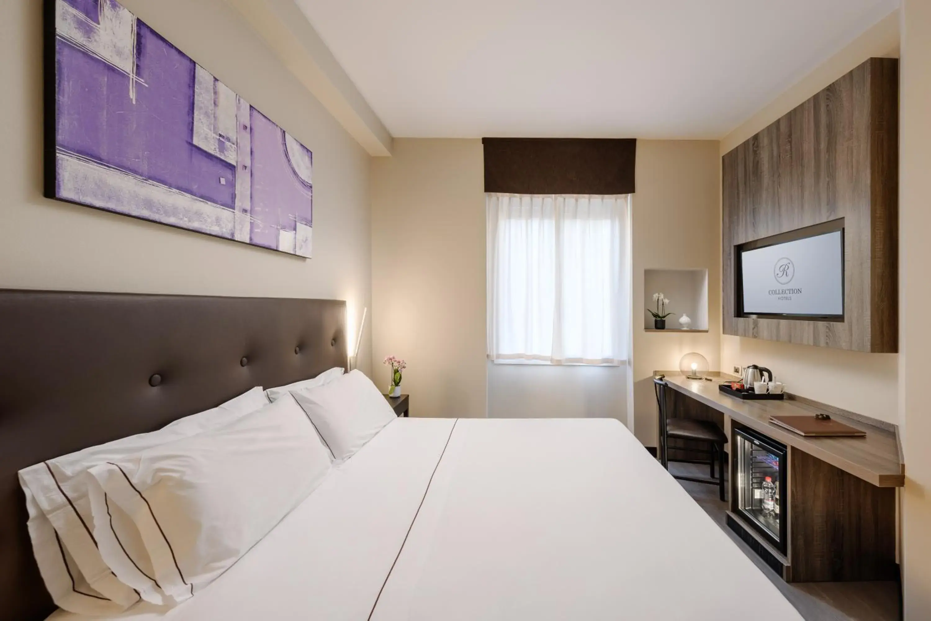 Bedroom, Bed in Hotel Mentana, by R Collection Hotels Bedroom, Bed in Hotel Mentana, by R Collection Hotels