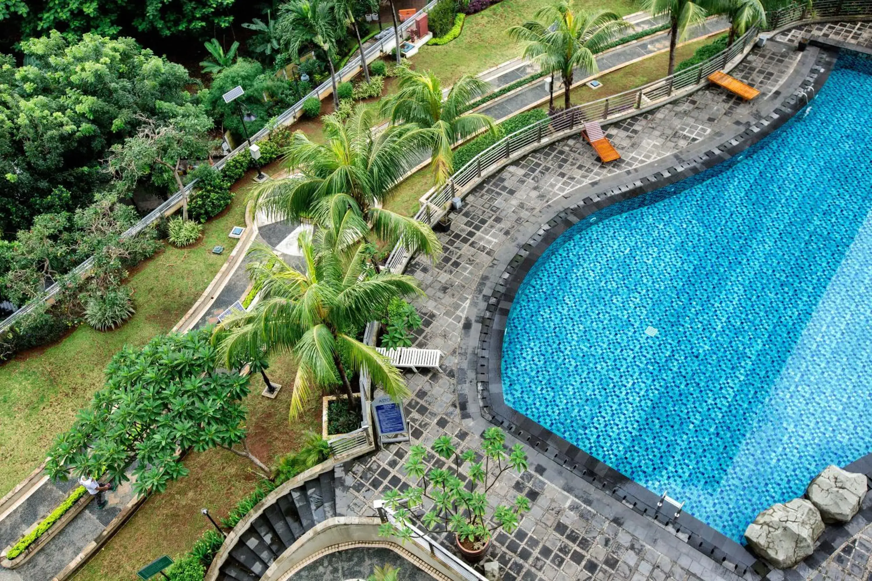 Swimming pool in Horison Ultima Suite & Residences Rasuna Jakarta Swimming pool in Horison Ultima Suite & Residences Rasuna Jakarta