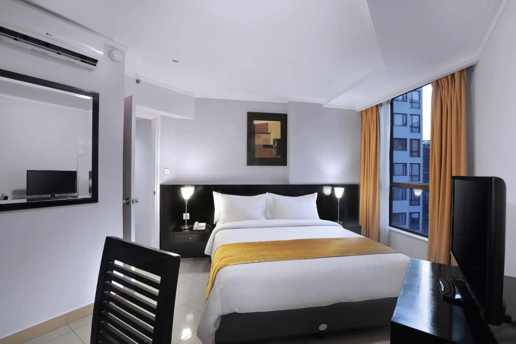 Bed in Horison Ultima Suite & Residences Rasuna Jakarta