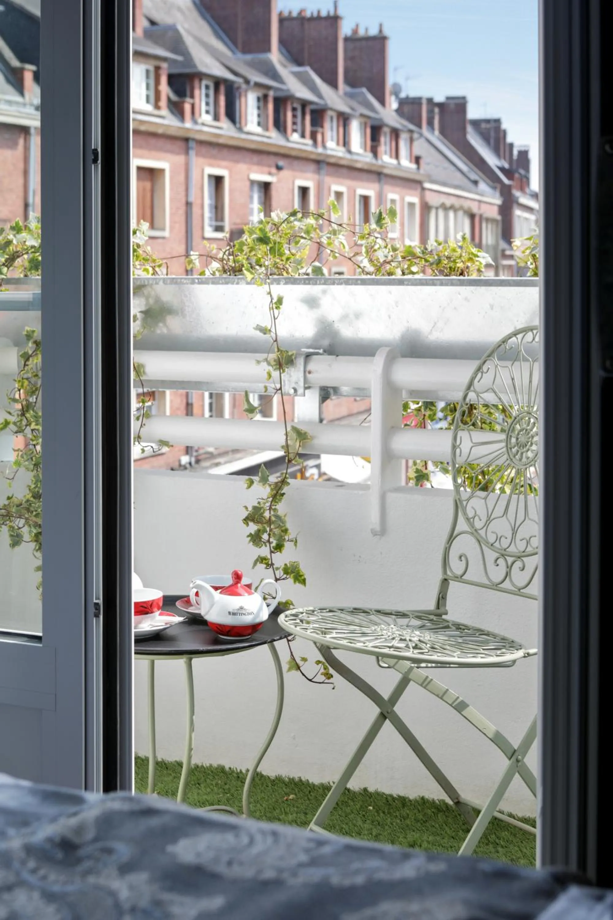 Balcony/Terrace in BRIT HOTEL PRIVILEGE LISIEUX - La Villa des Arts